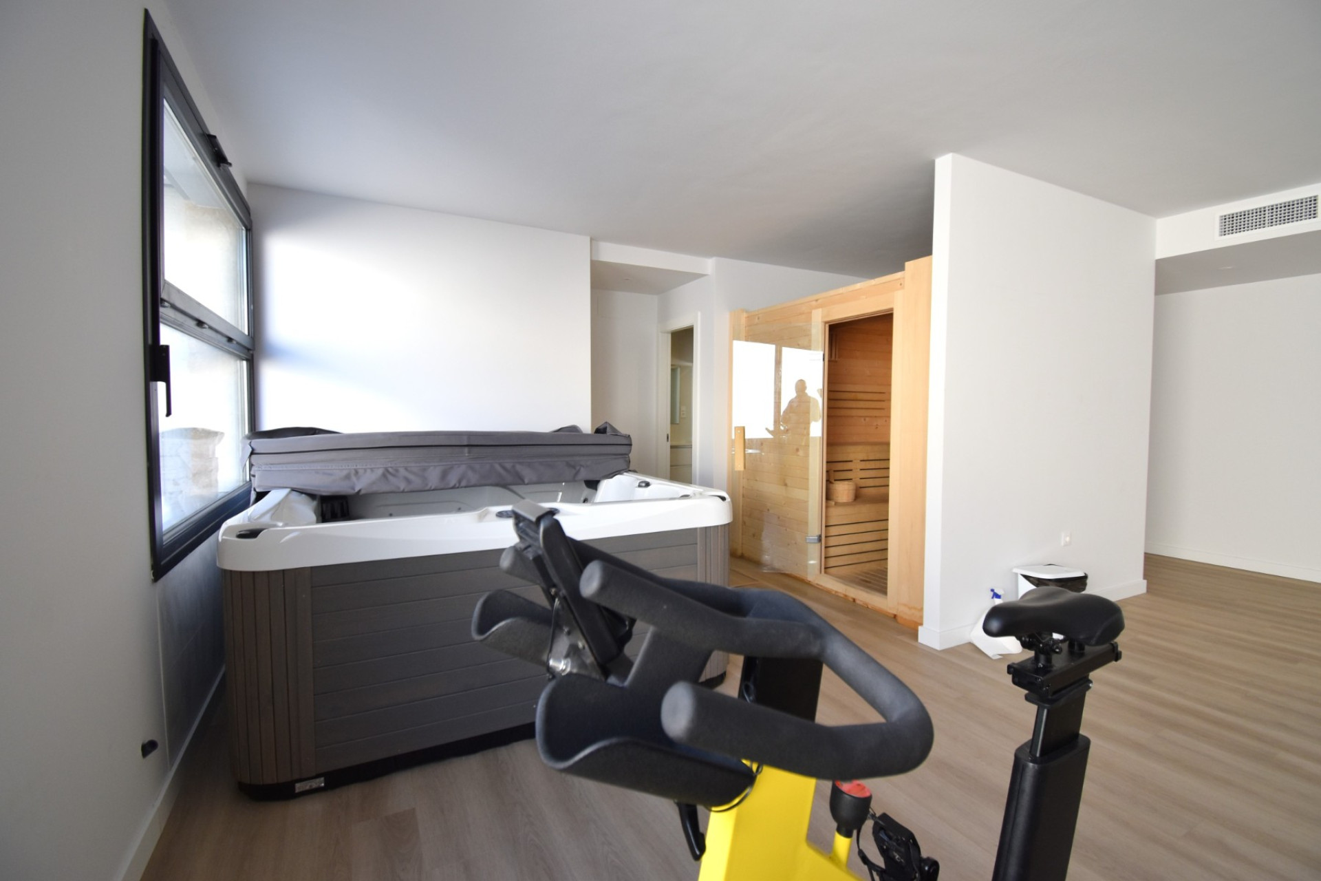 Resale - Apartment  - Orihuela Costa - Playa Flamenca