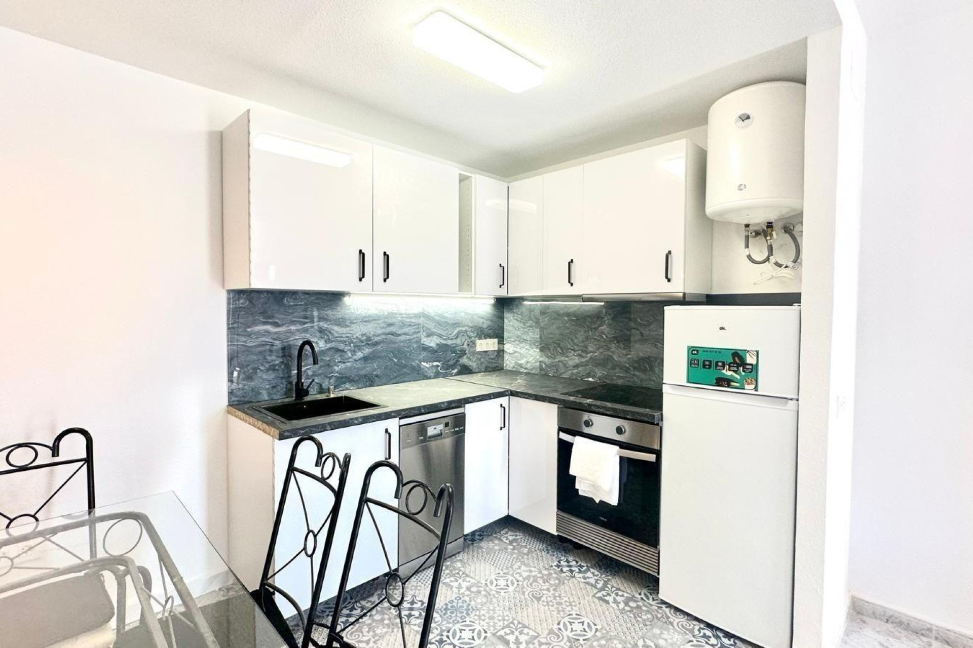 Resale - Apartment  - Orihuela Costa - Playa Flamenca