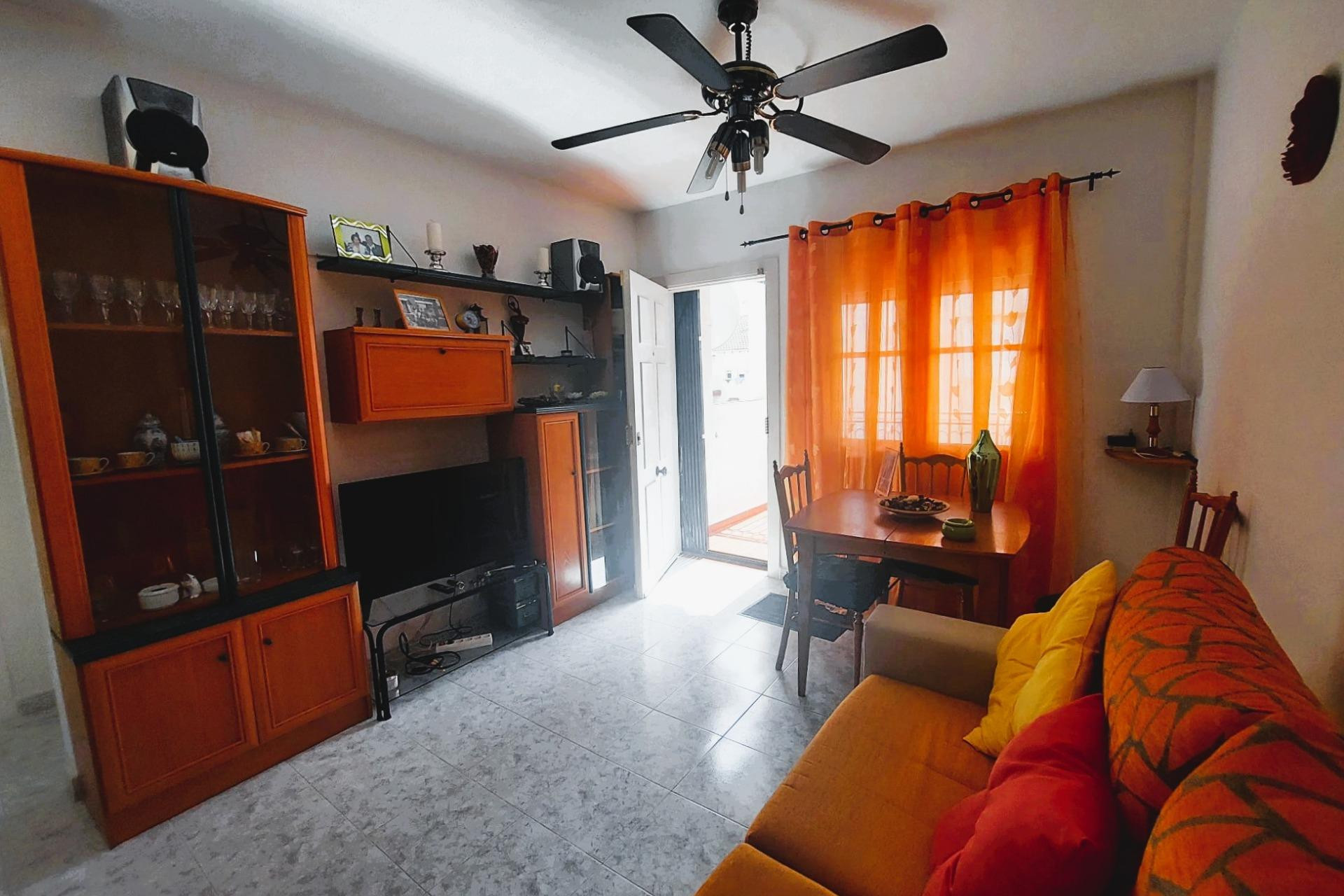 Resale - Apartment  - Orihuela Costa - Playa Flamenca