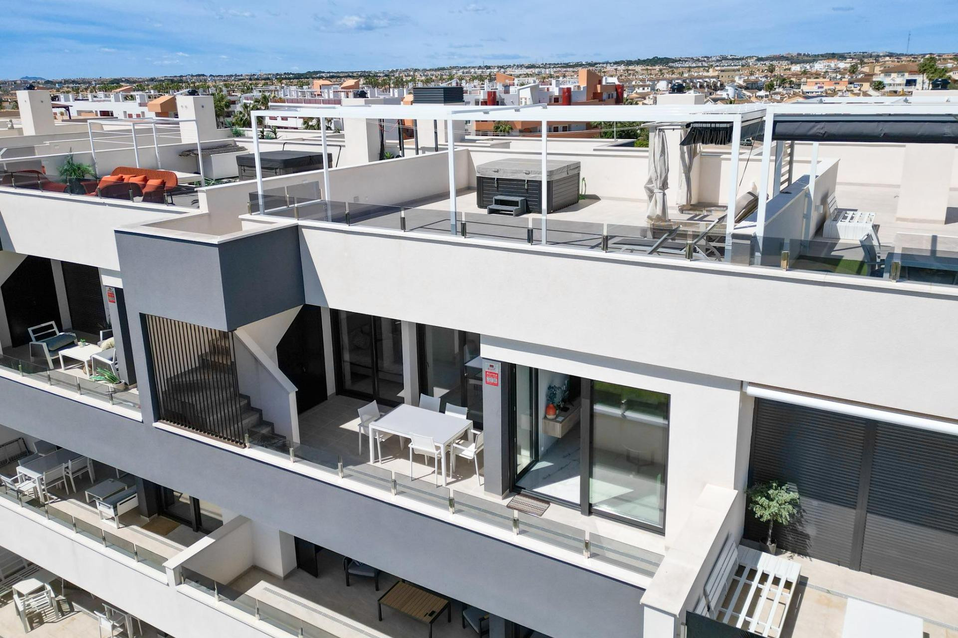 Resale - Apartment  - Orihuela Costa - Playa Flamenca