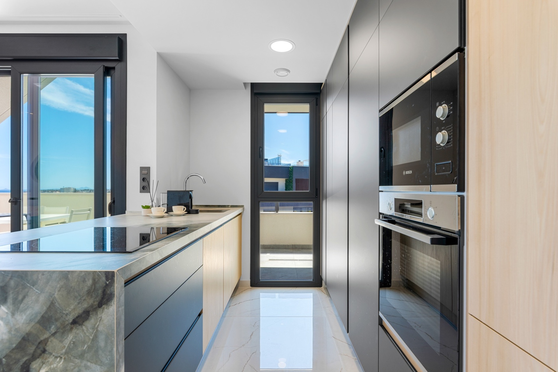 Resale - Apartment  - Orihuela Costa - Playa Flamenca