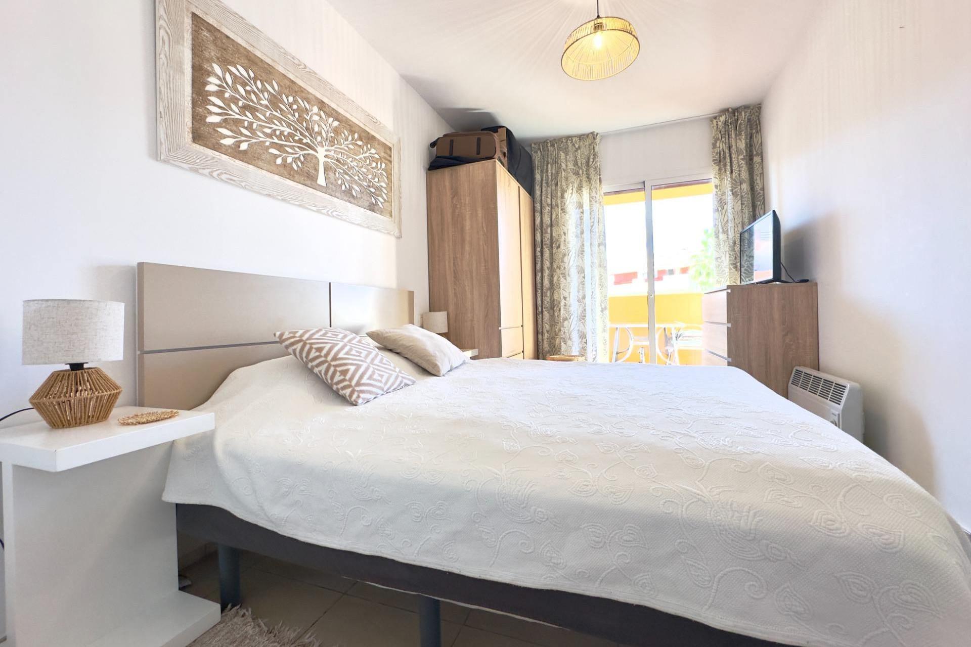 Resale - Apartment  - Orihuela Costa - Playa Flamenca