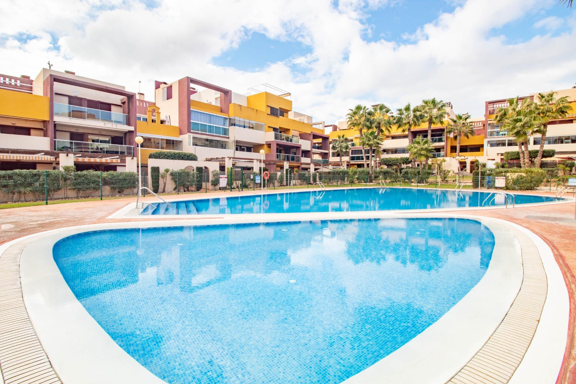 Resale - Apartment  - Orihuela Costa - Playa Flamenca