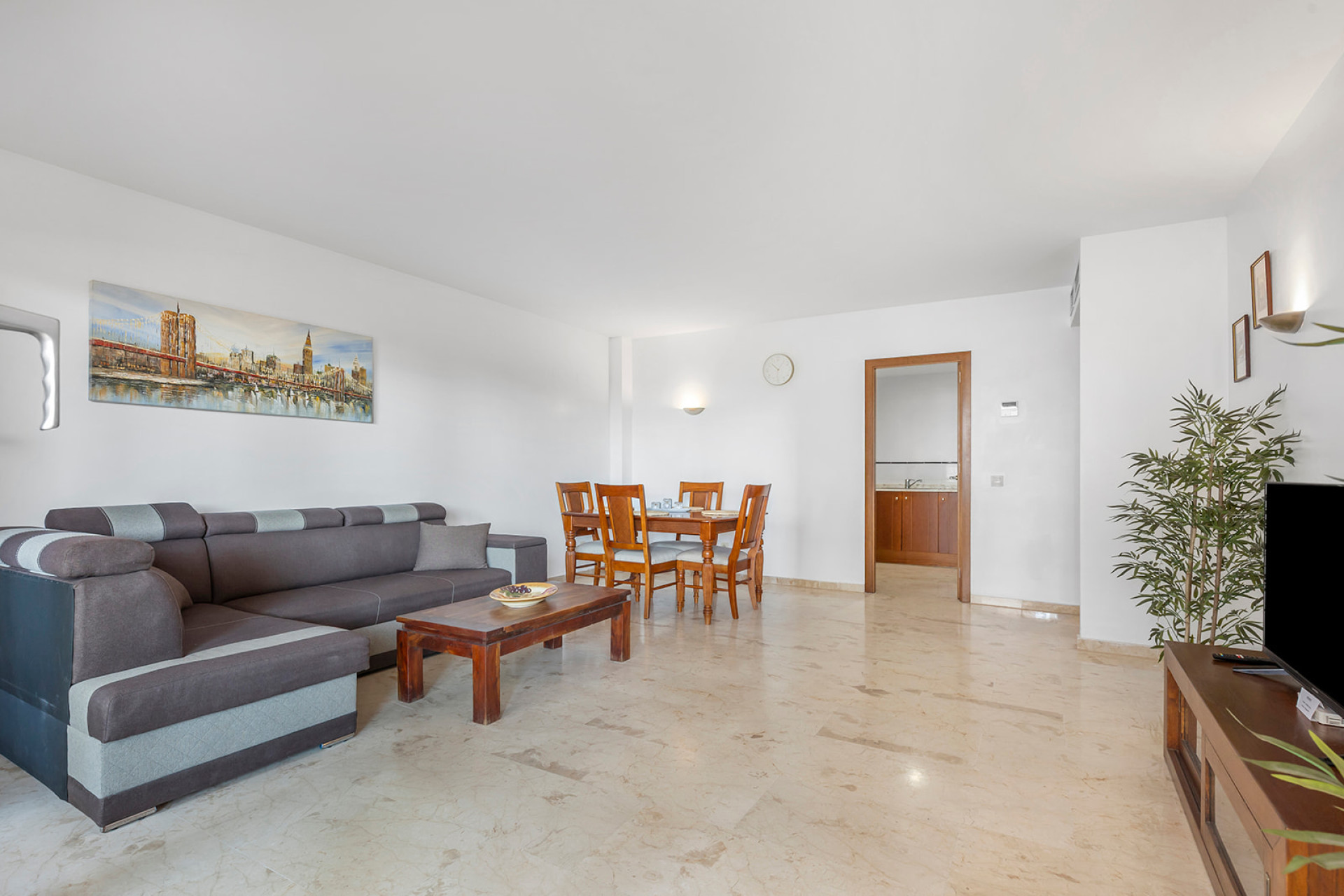 Resale - Apartment  - Orihuela Costa - Punta Prima