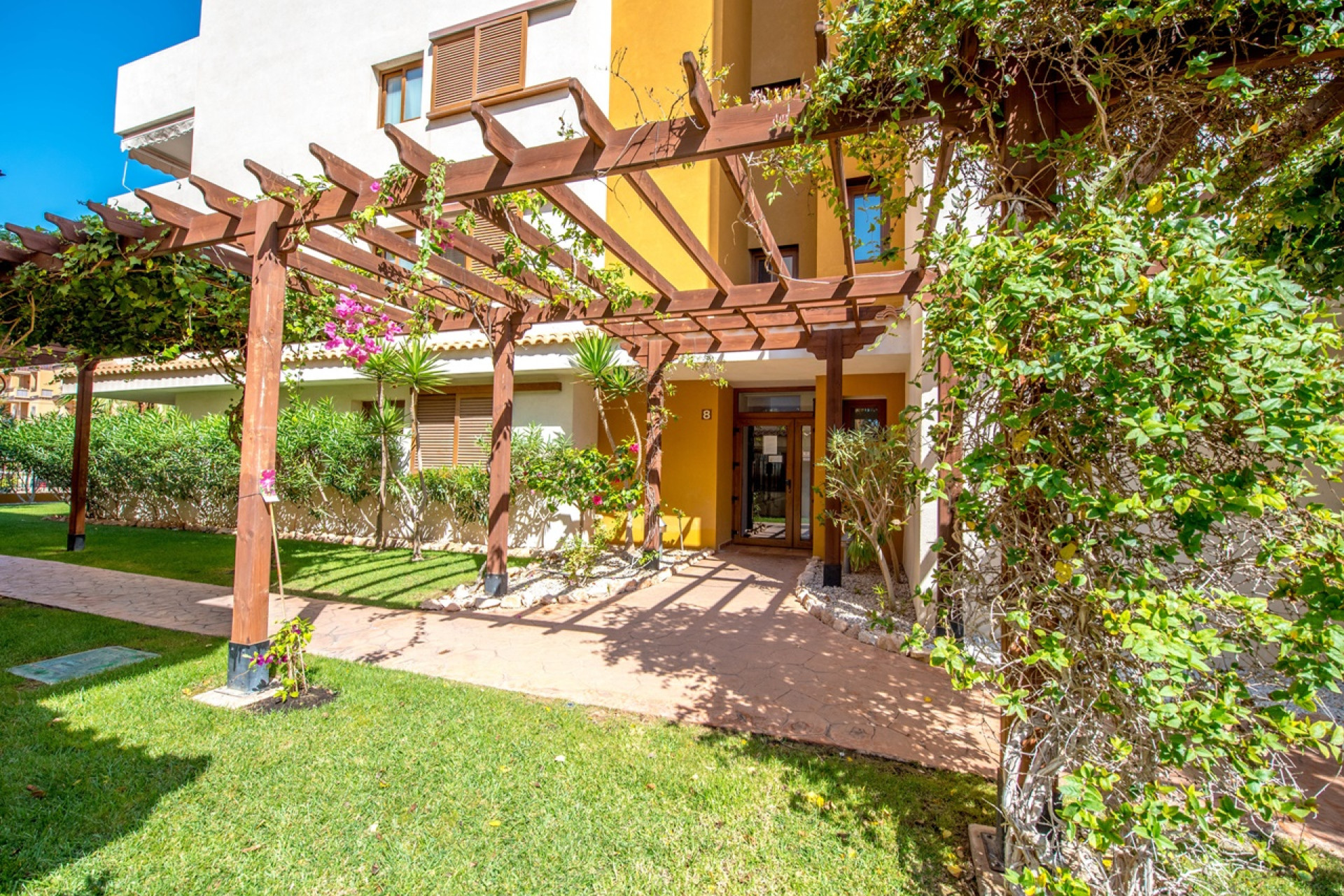 Resale - Apartment  - Orihuela Costa - Punta Prima