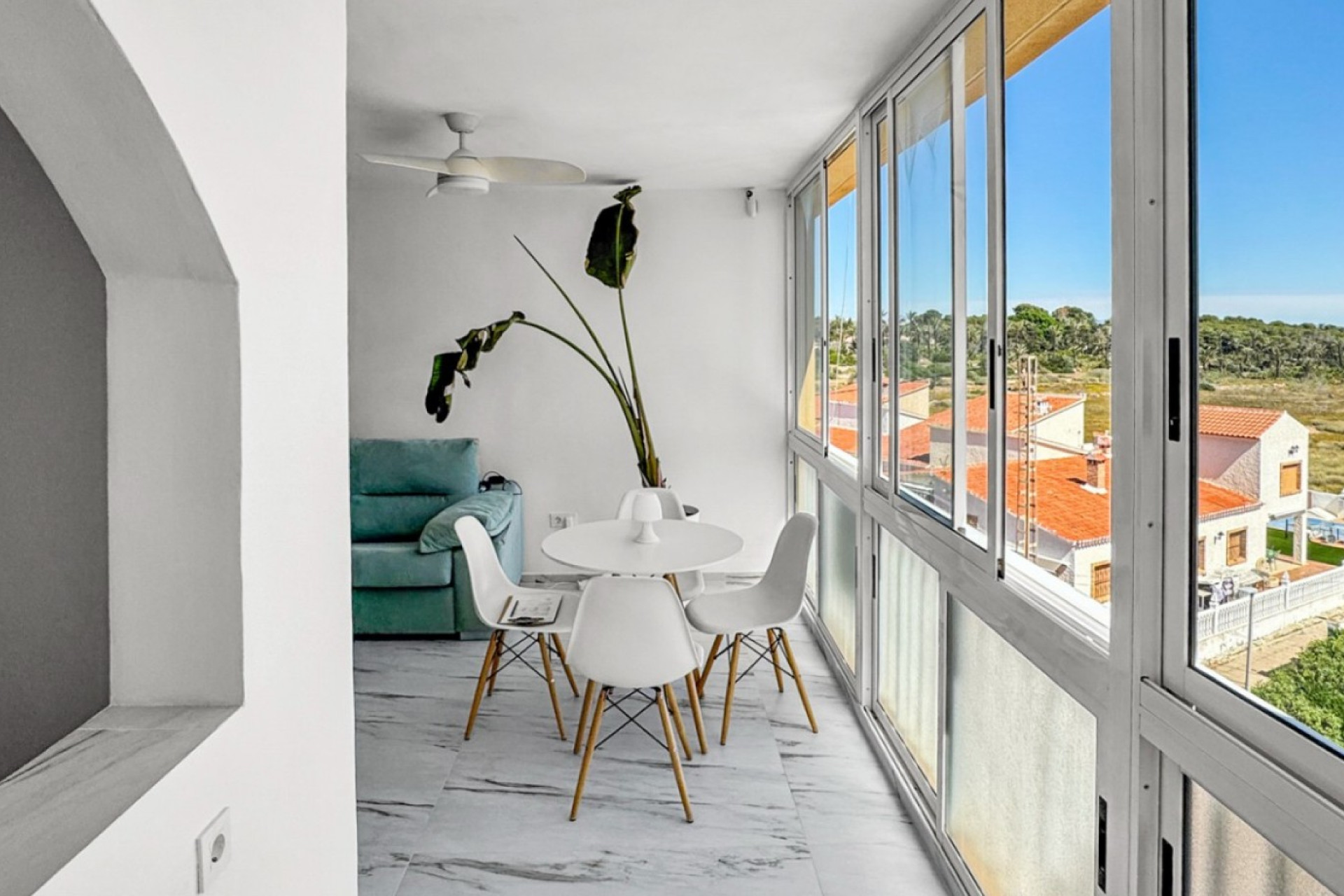 Resale - Apartment  - Orihuela Costa - Punta Prima