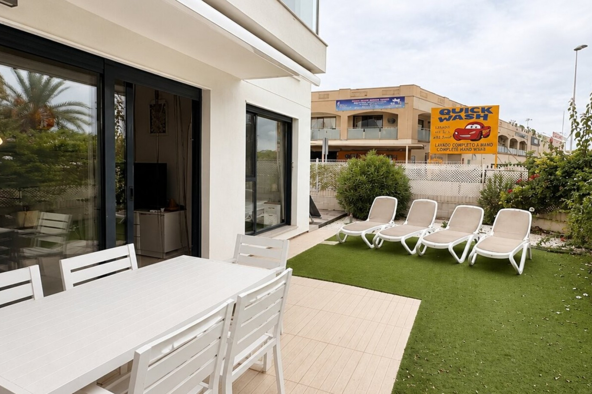 Resale - Apartment  - Orihuela Costa - Punta Prima