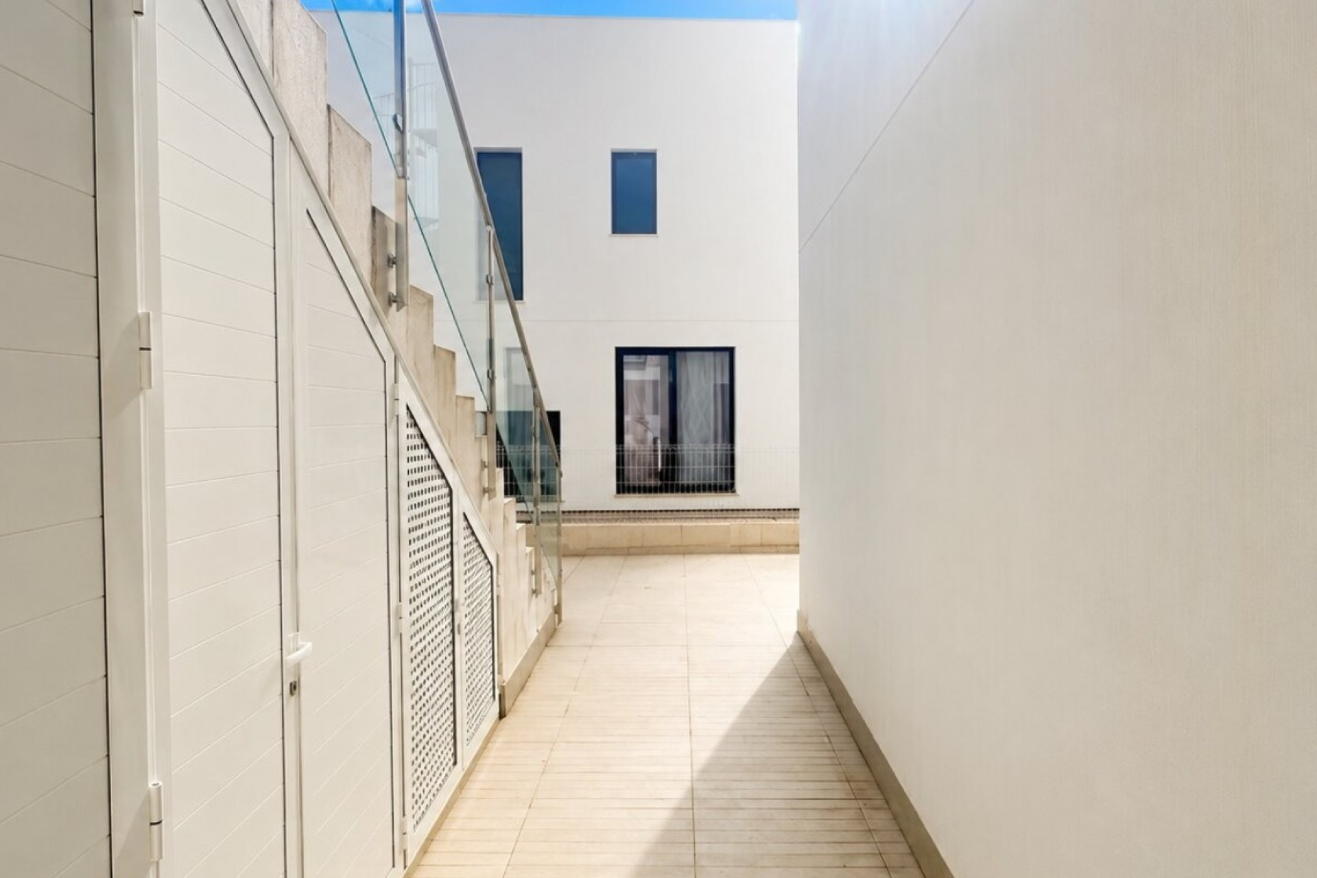 Resale - Apartment  - Orihuela Costa - Punta Prima