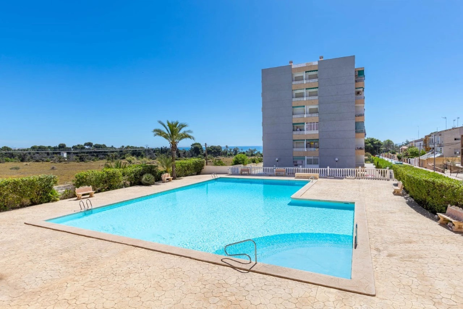 Resale - Apartment  - Orihuela Costa - Punta Prima