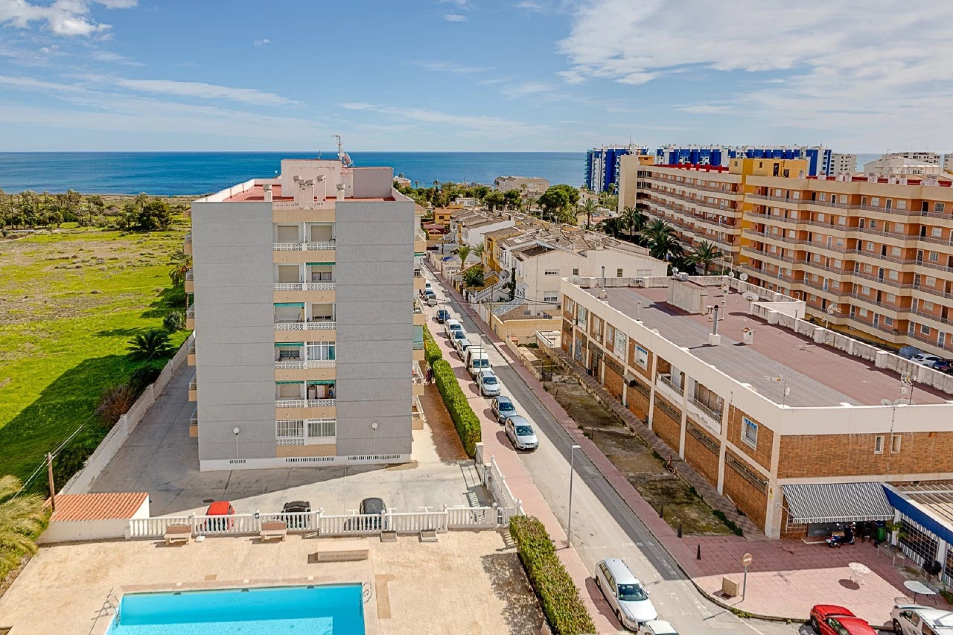 Resale - Apartment  - Orihuela Costa - Punta Prima