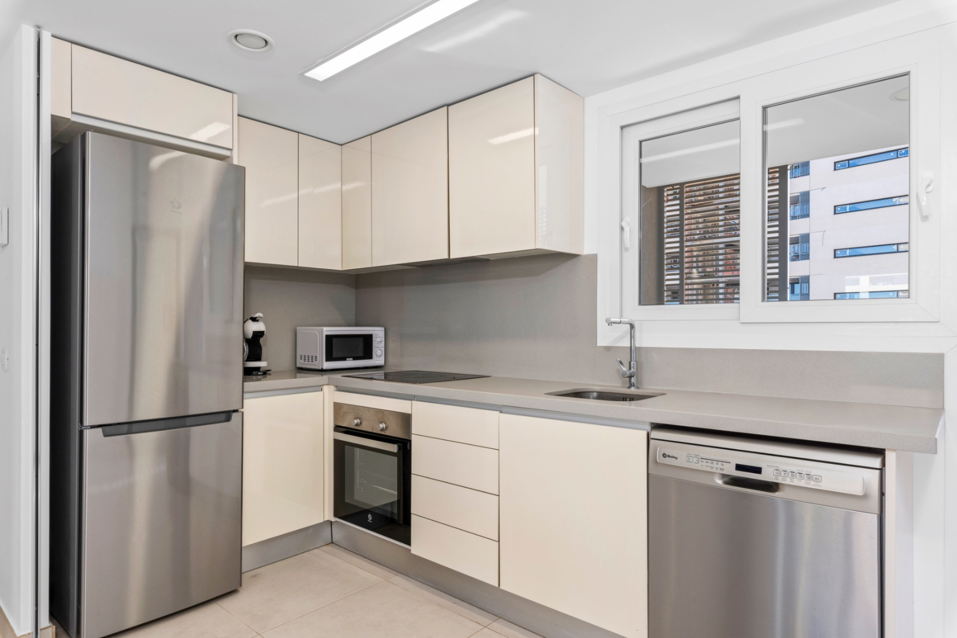 Resale - Apartment  - Orihuela Costa - Punta Prima