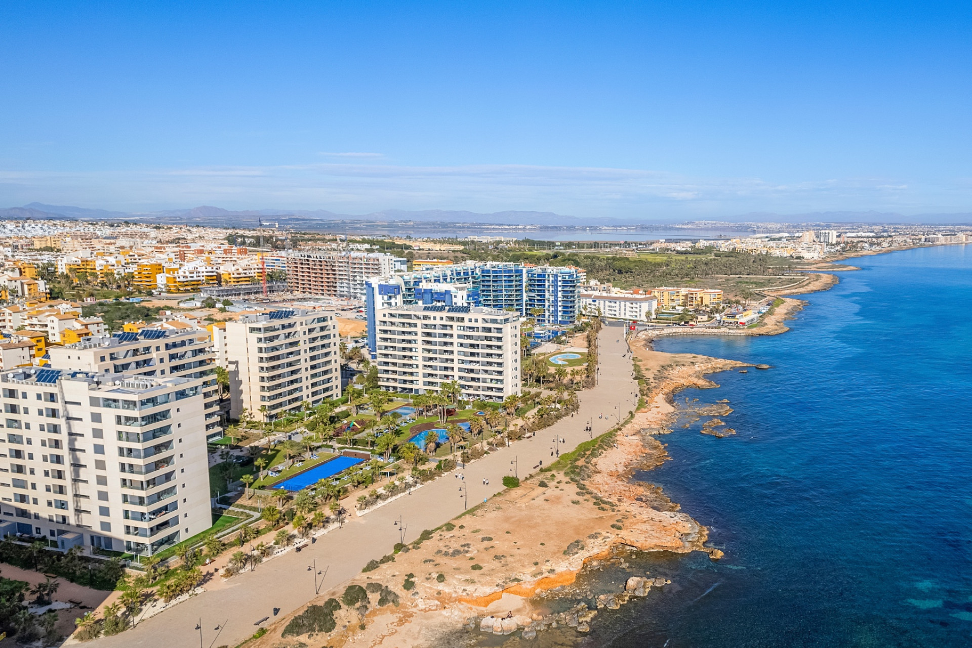 Resale - Apartment  - Orihuela Costa - Punta Prima