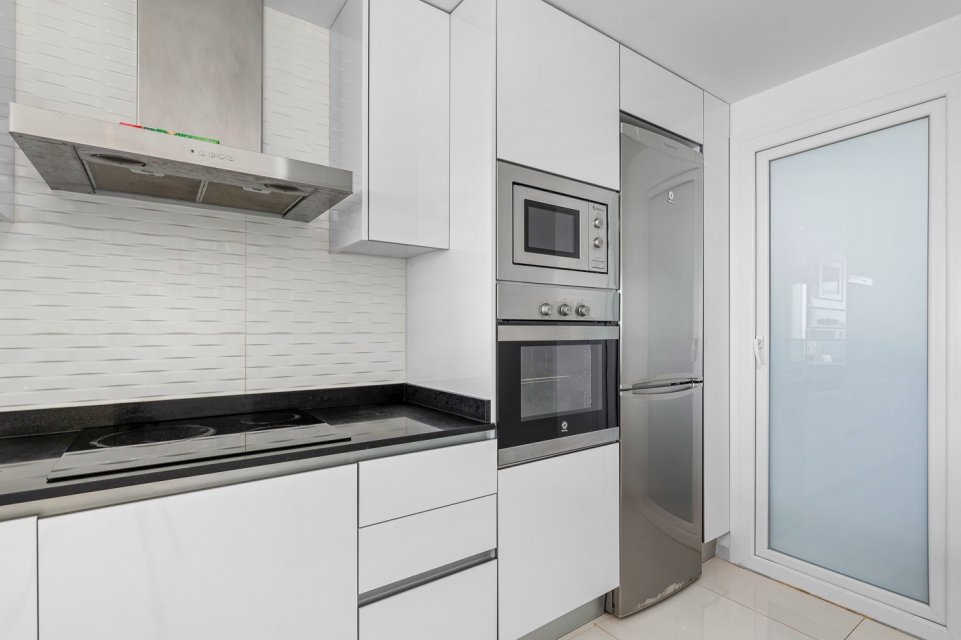 Resale - Apartment  - Orihuela Costa - Punta Prima