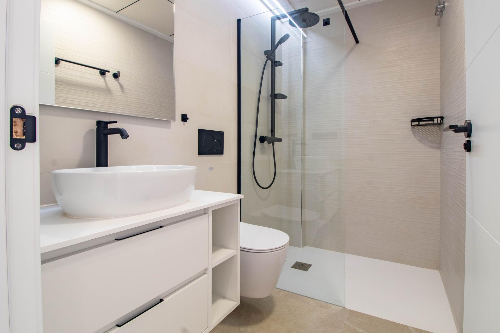 Resale - Apartment  - Orihuela Costa - Punta Prima