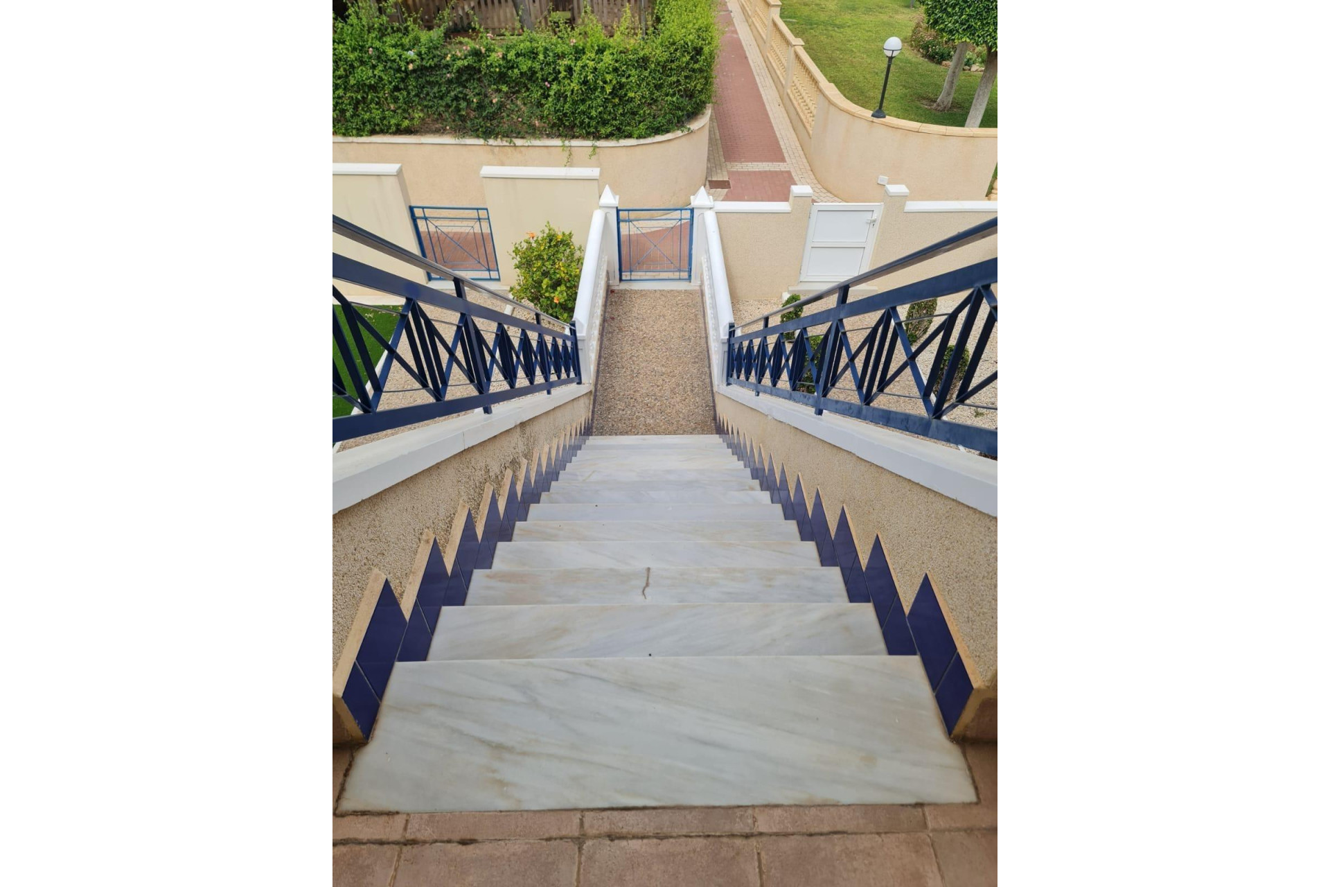 Resale - Apartment  - Orihuela Costa - Punta Prima