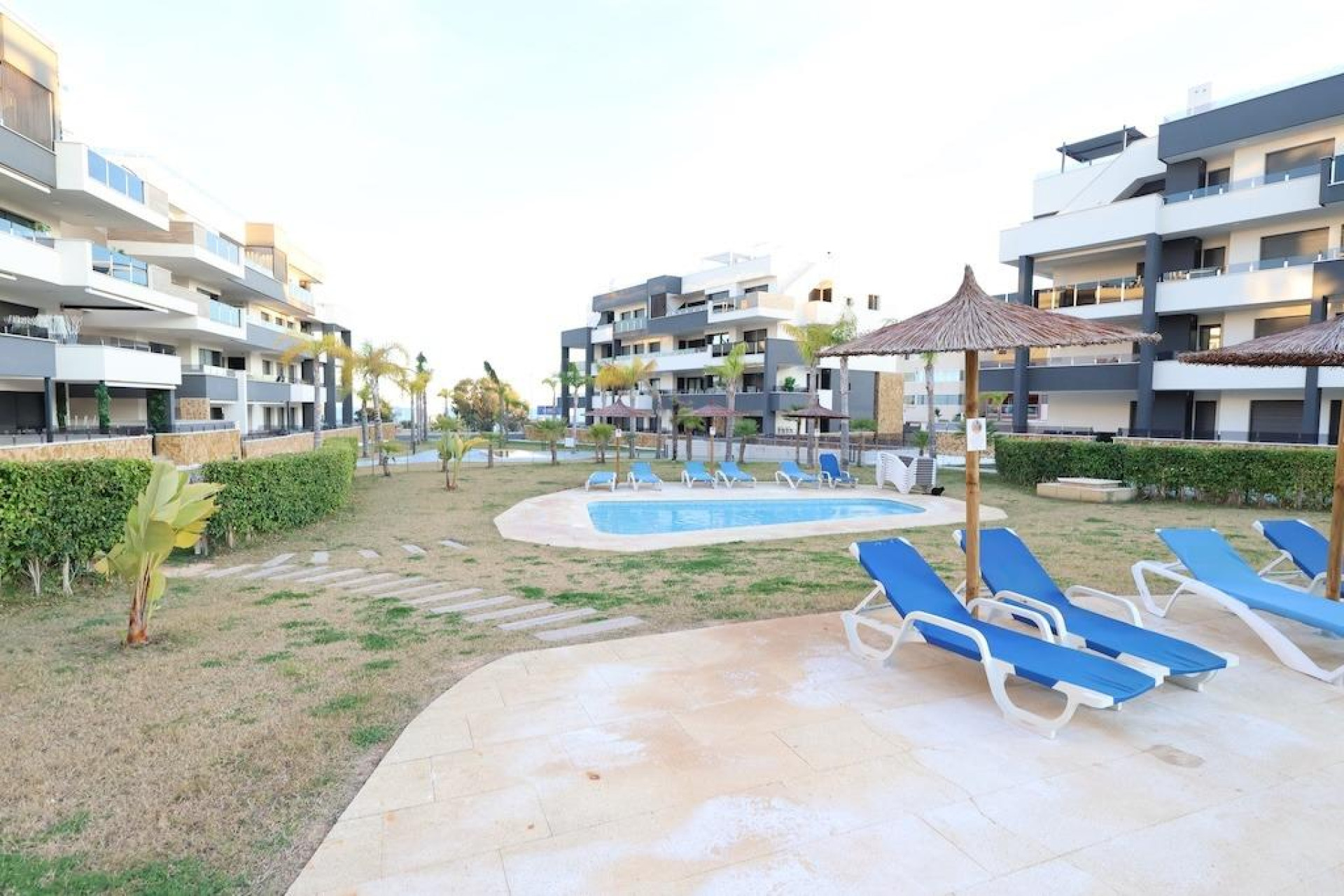 Resale - Apartment  - Orihuela Costa - Punta Prima