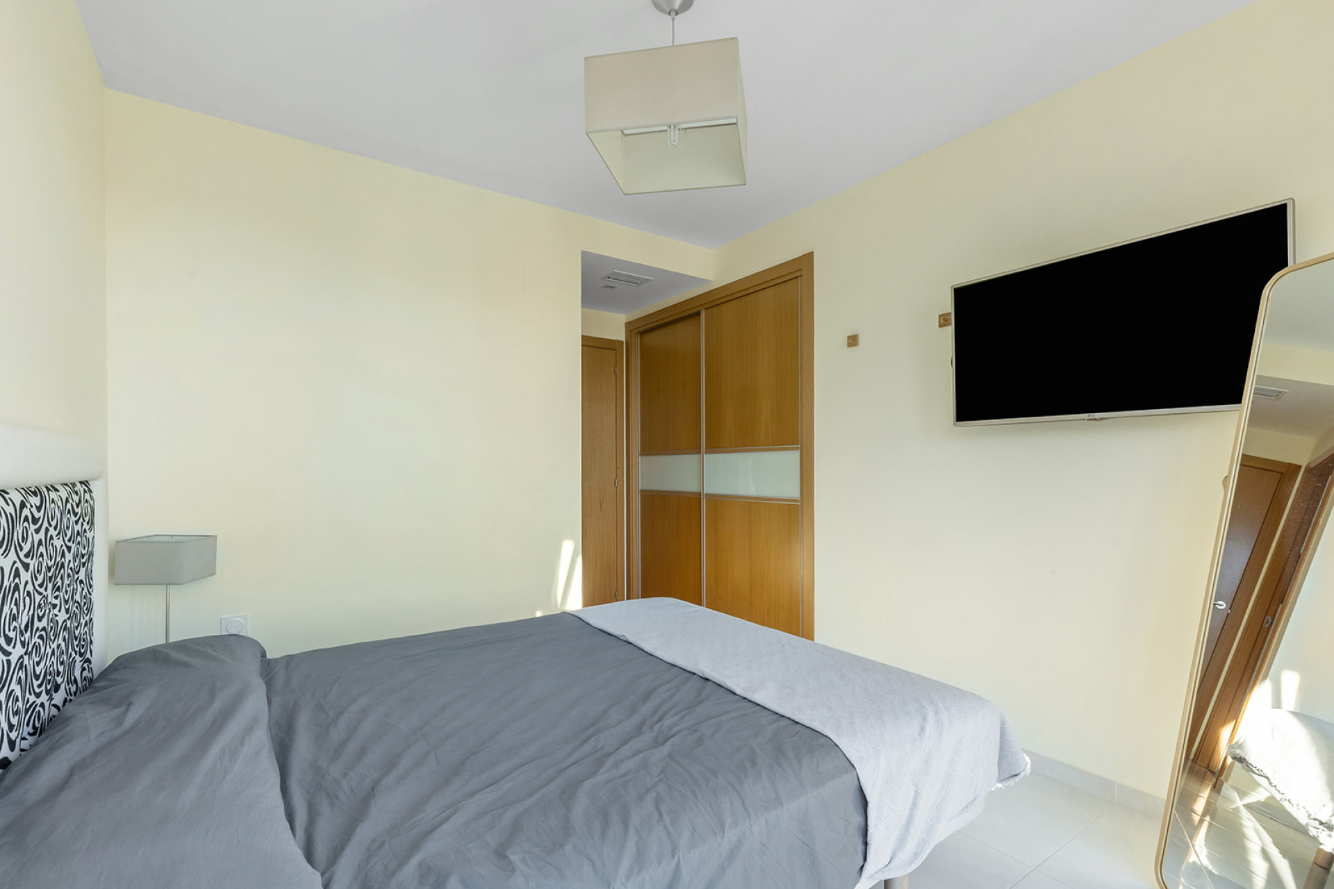 Resale - Apartment  - Orihuela Costa - Punta Prima