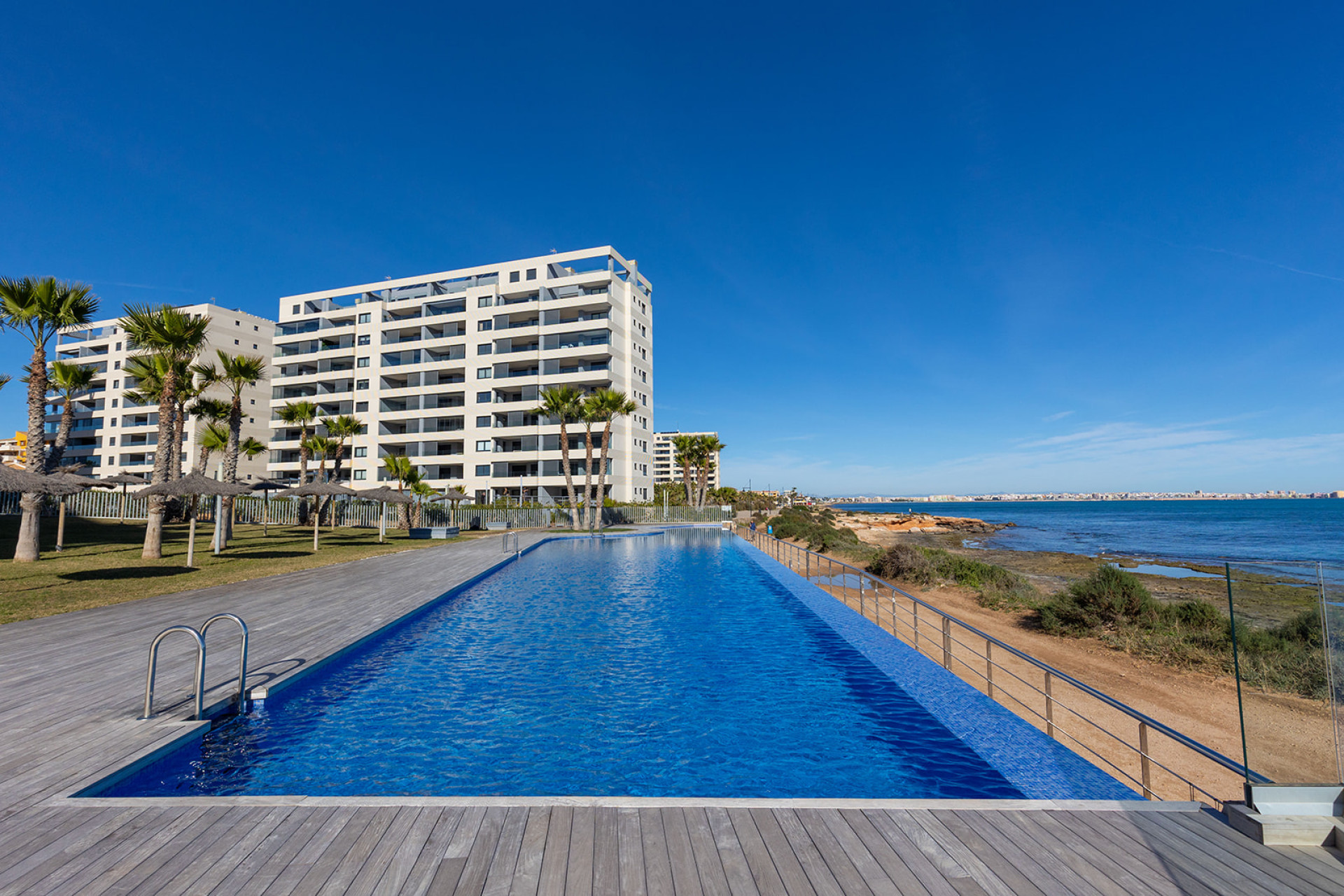 Resale - Apartment  - Orihuela Costa - Punta Prima