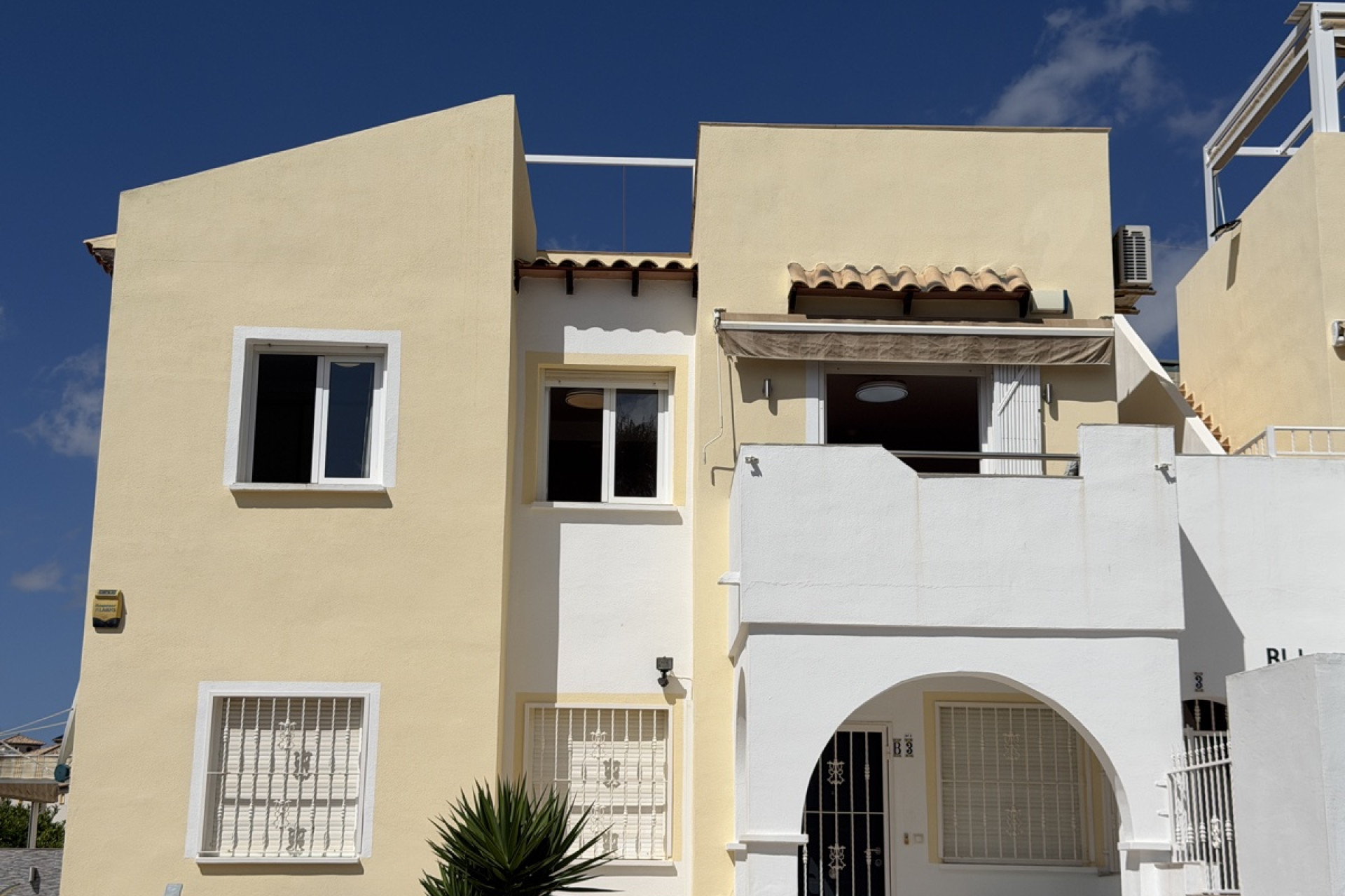 Resale - Apartment  - Orihuela Costa - Villamartin
