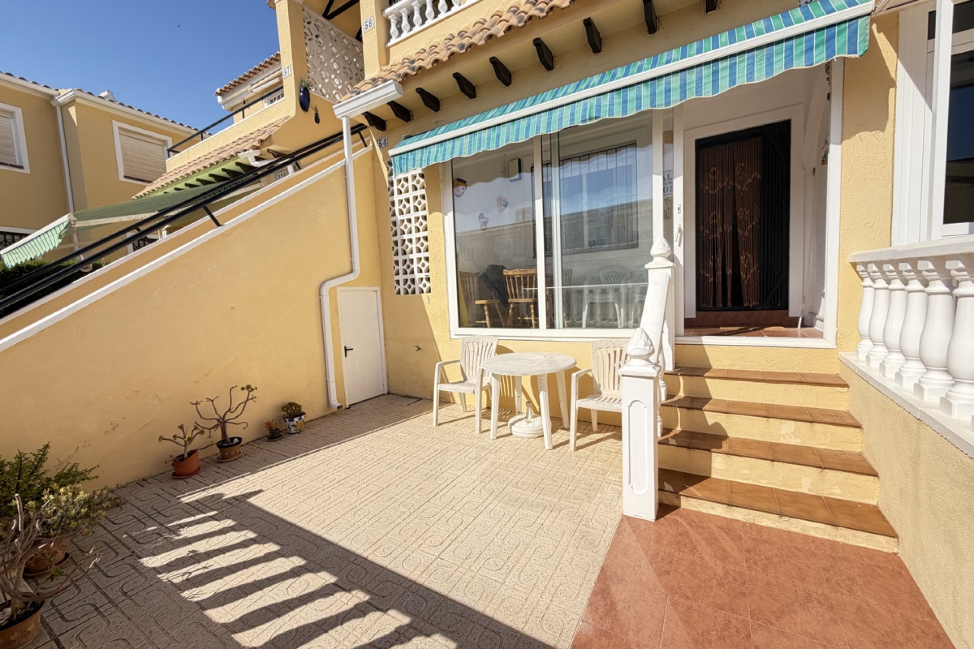 Resale - Apartment  - Orihuela Costa - Villamartin