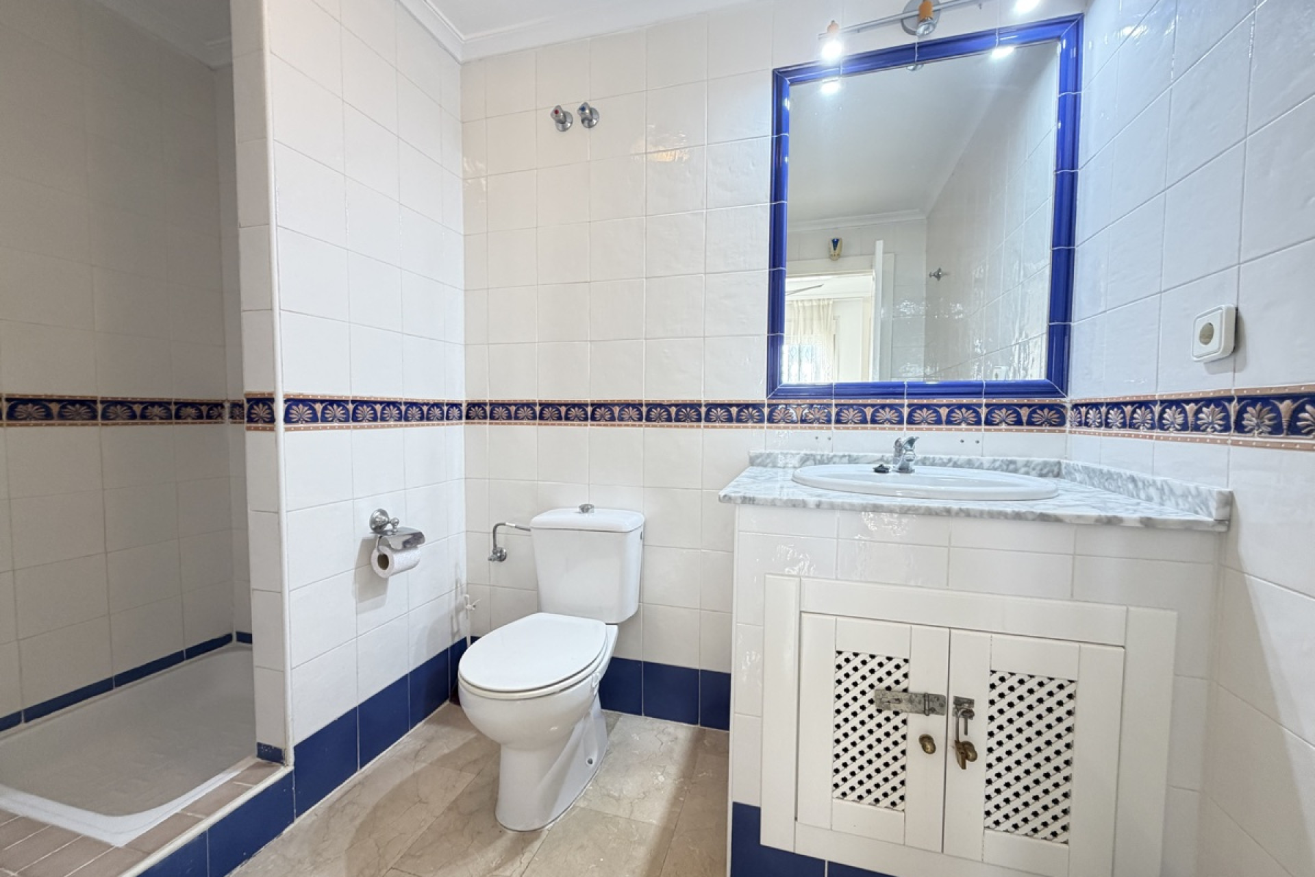 Resale - Apartment  - Orihuela Costa - Villamartin