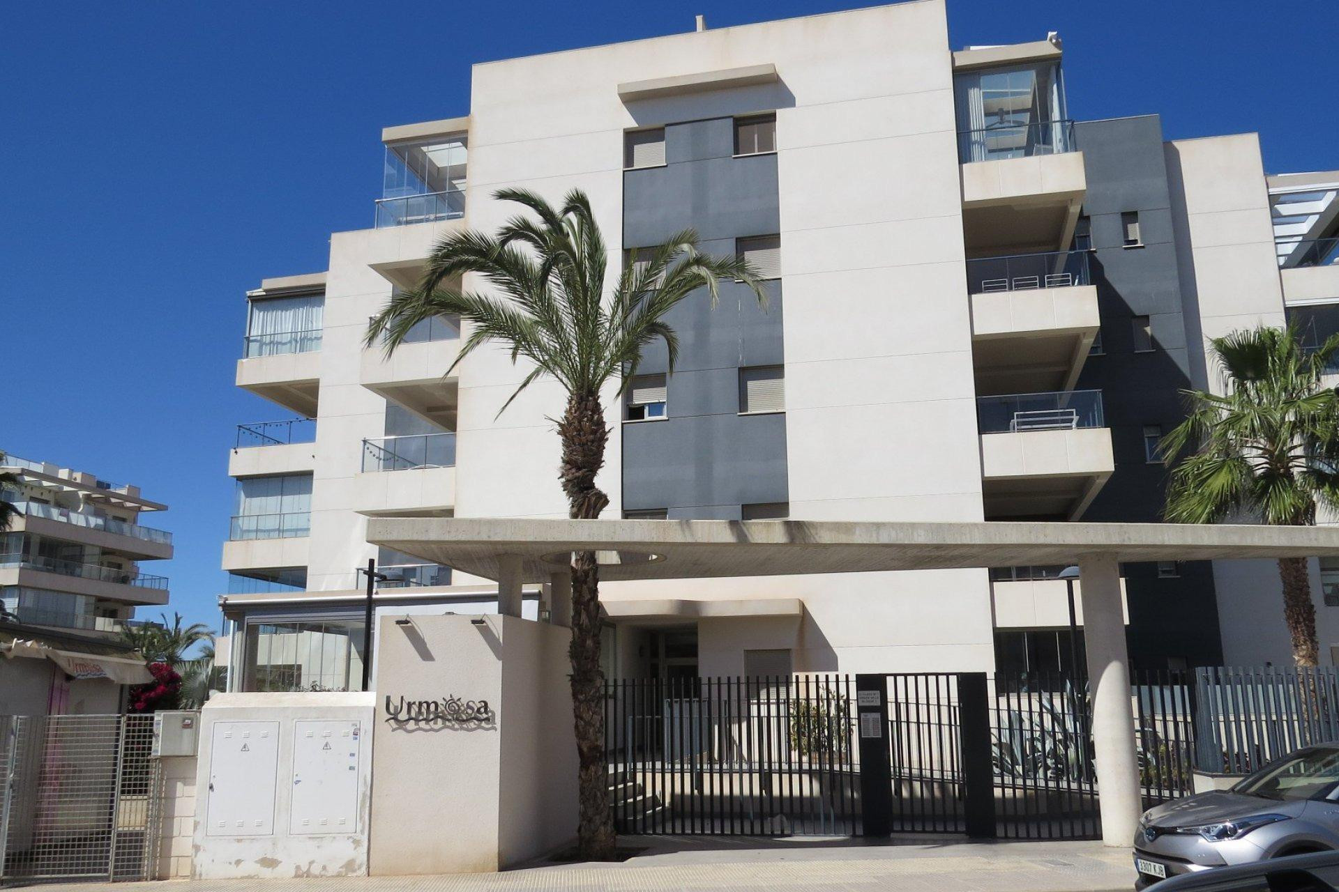 Resale - Apartment  - Orihuela Costa - Villamartin