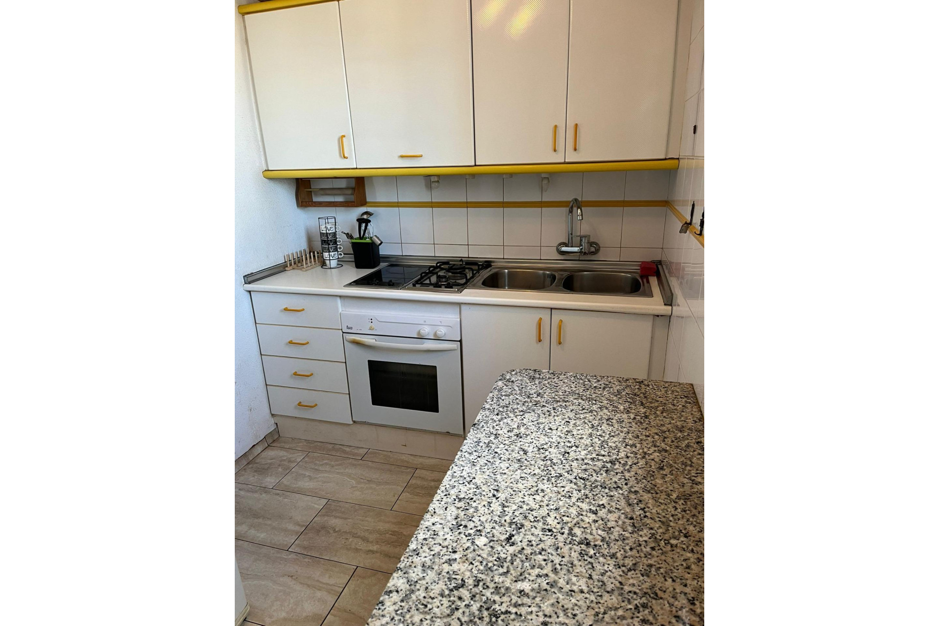 Resale - Apartment  - Orihuela Costa - Villamartin