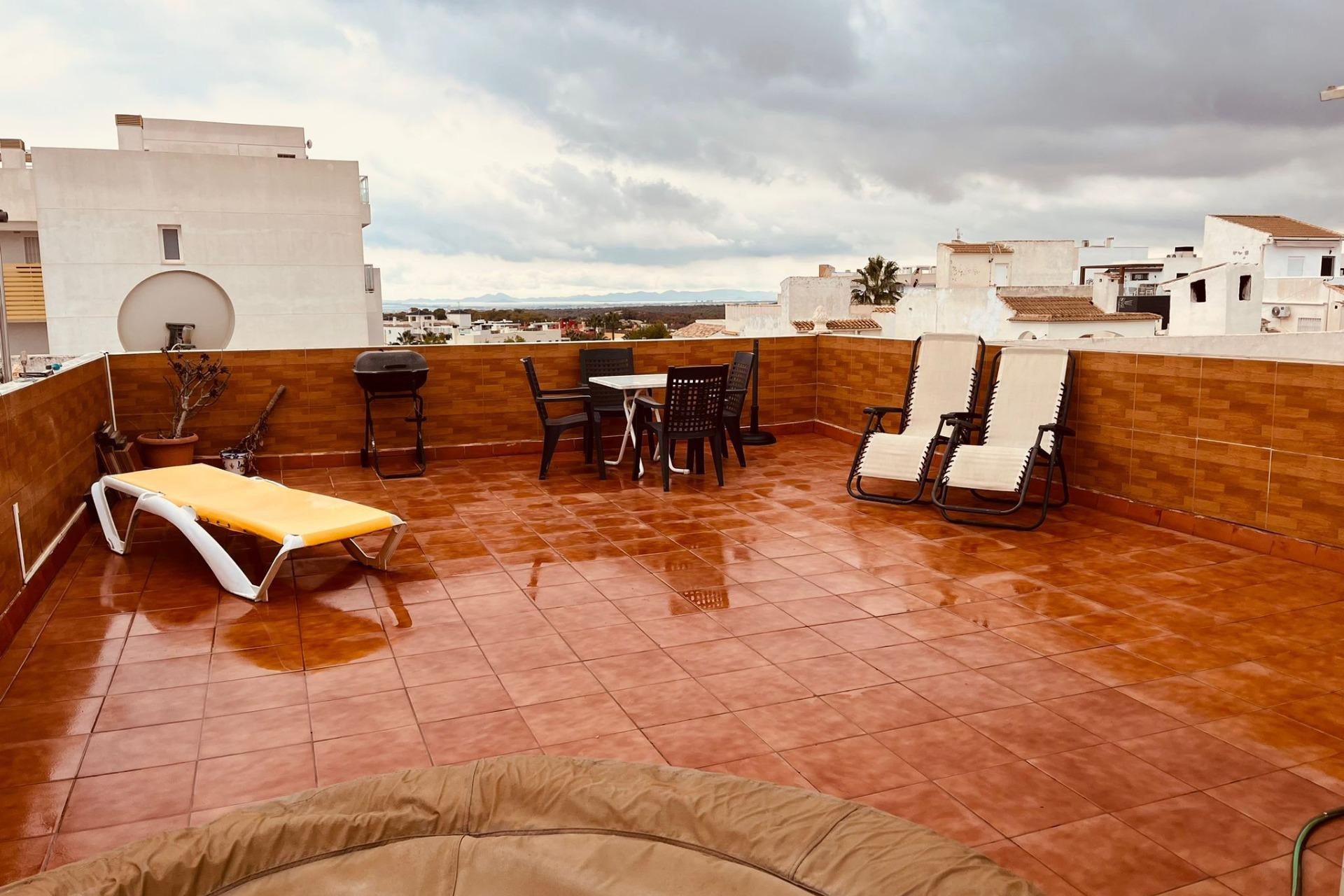 Resale - Apartment  - Orihuela Costa - Villamartin