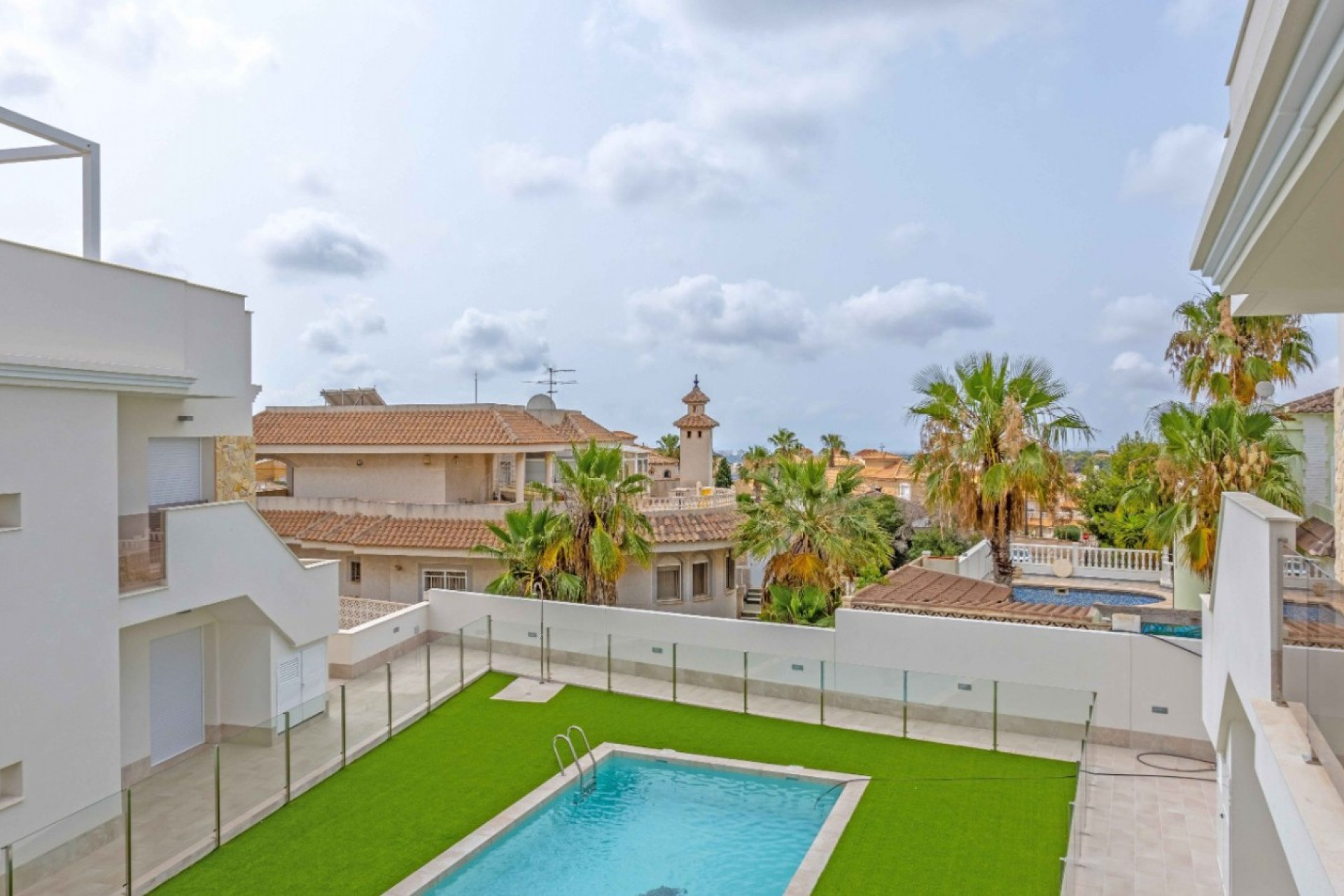 Resale - Apartment  - Orihuela Costa - Villamartin