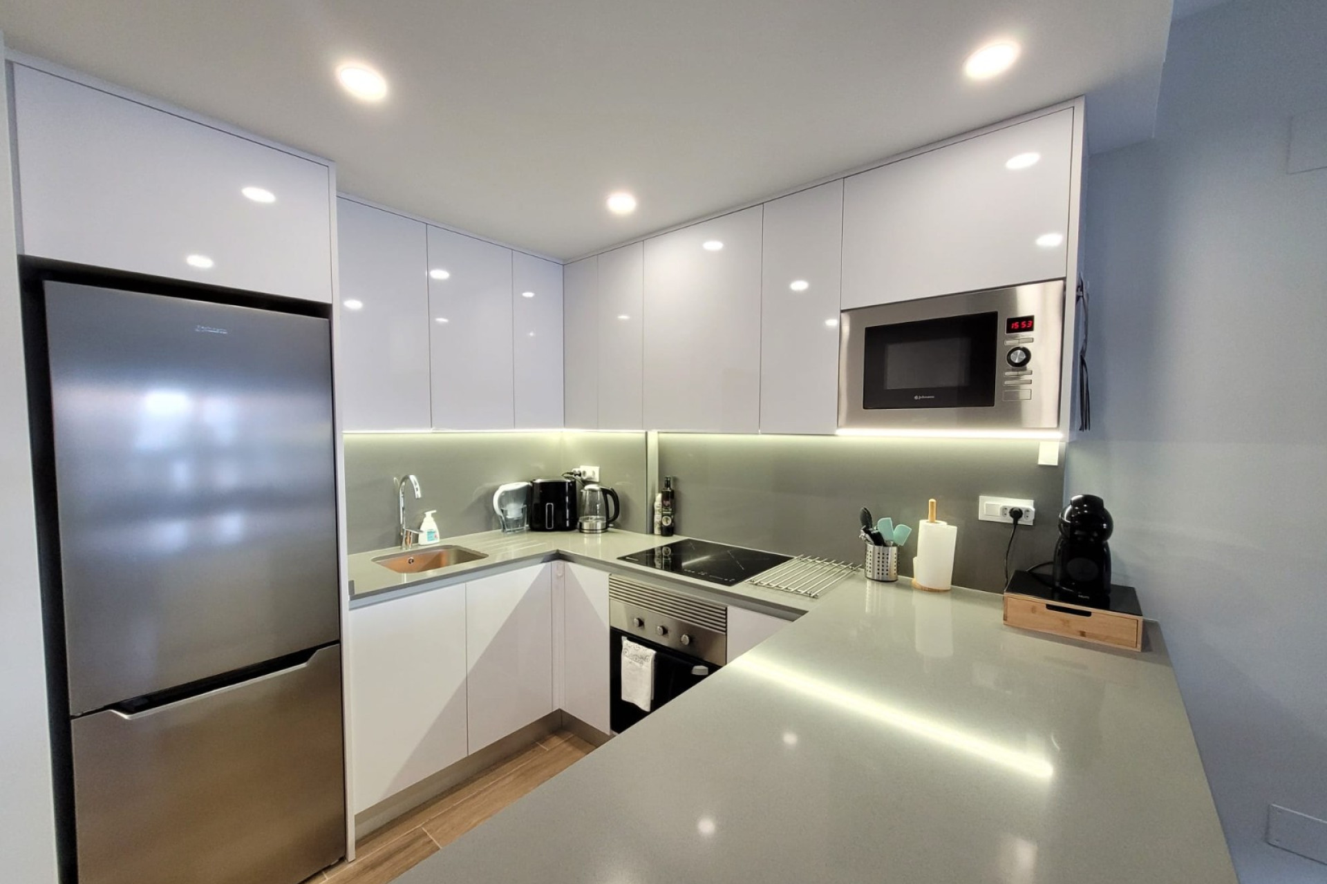 Resale - Apartment  - Orihuela Costa - Villamartin