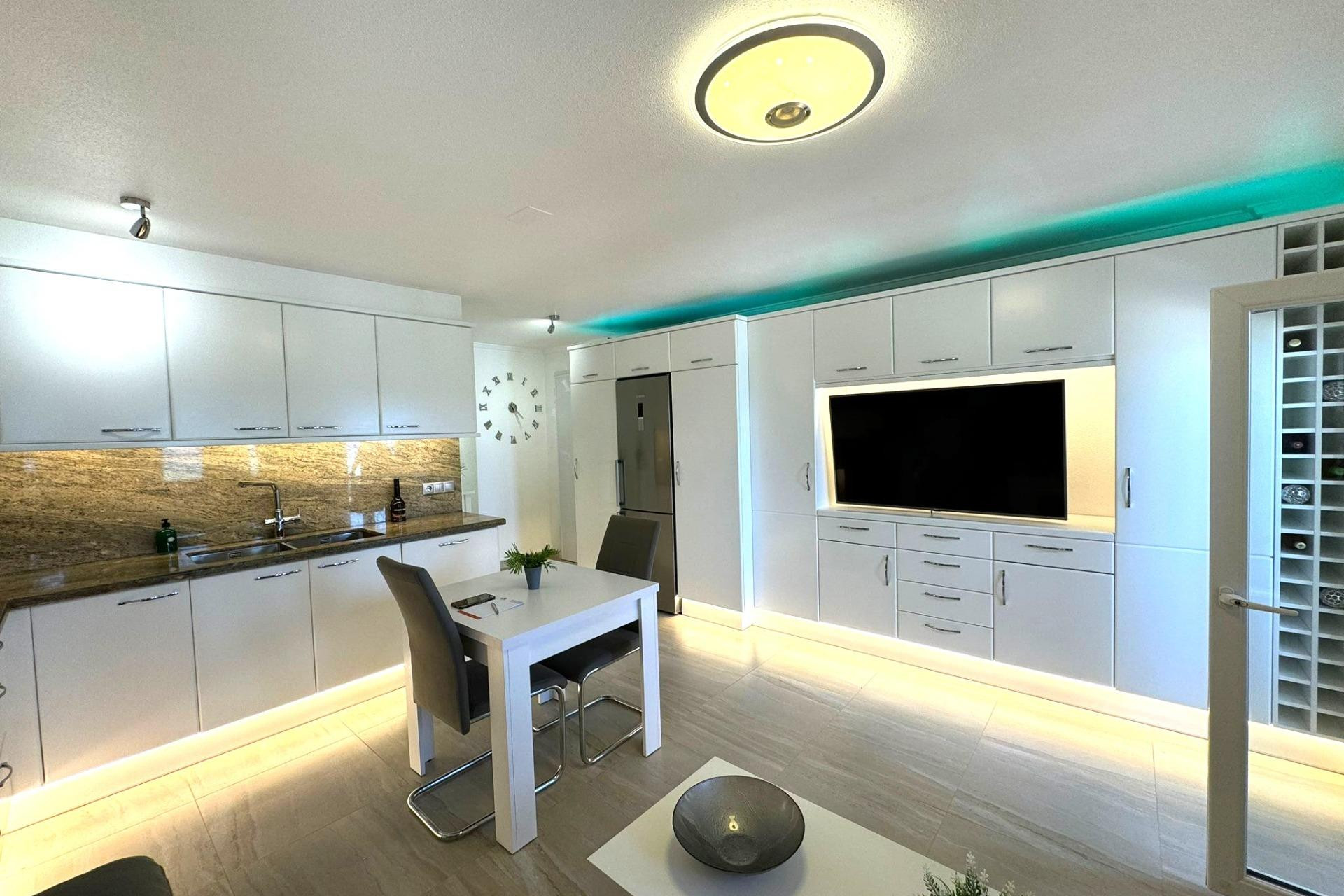 Resale - Apartment  - Pilar de la Horadada - La Torre de la Horadada