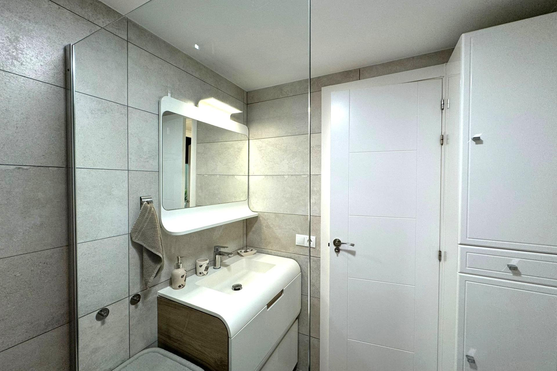 Resale - Apartment  - Pilar de la Horadada - La Torre de la Horadada