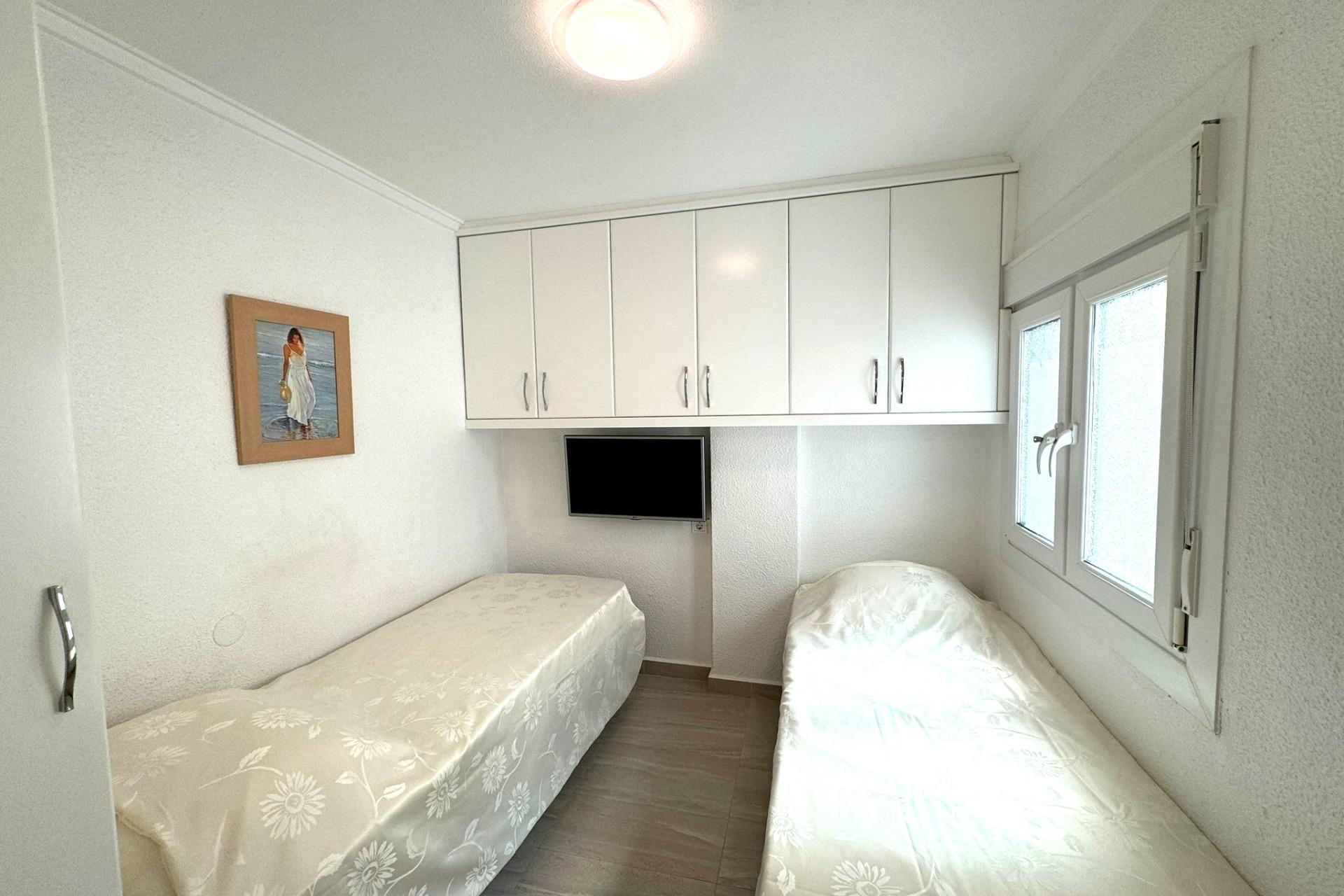 Resale - Apartment  - Pilar de la Horadada - La Torre de la Horadada