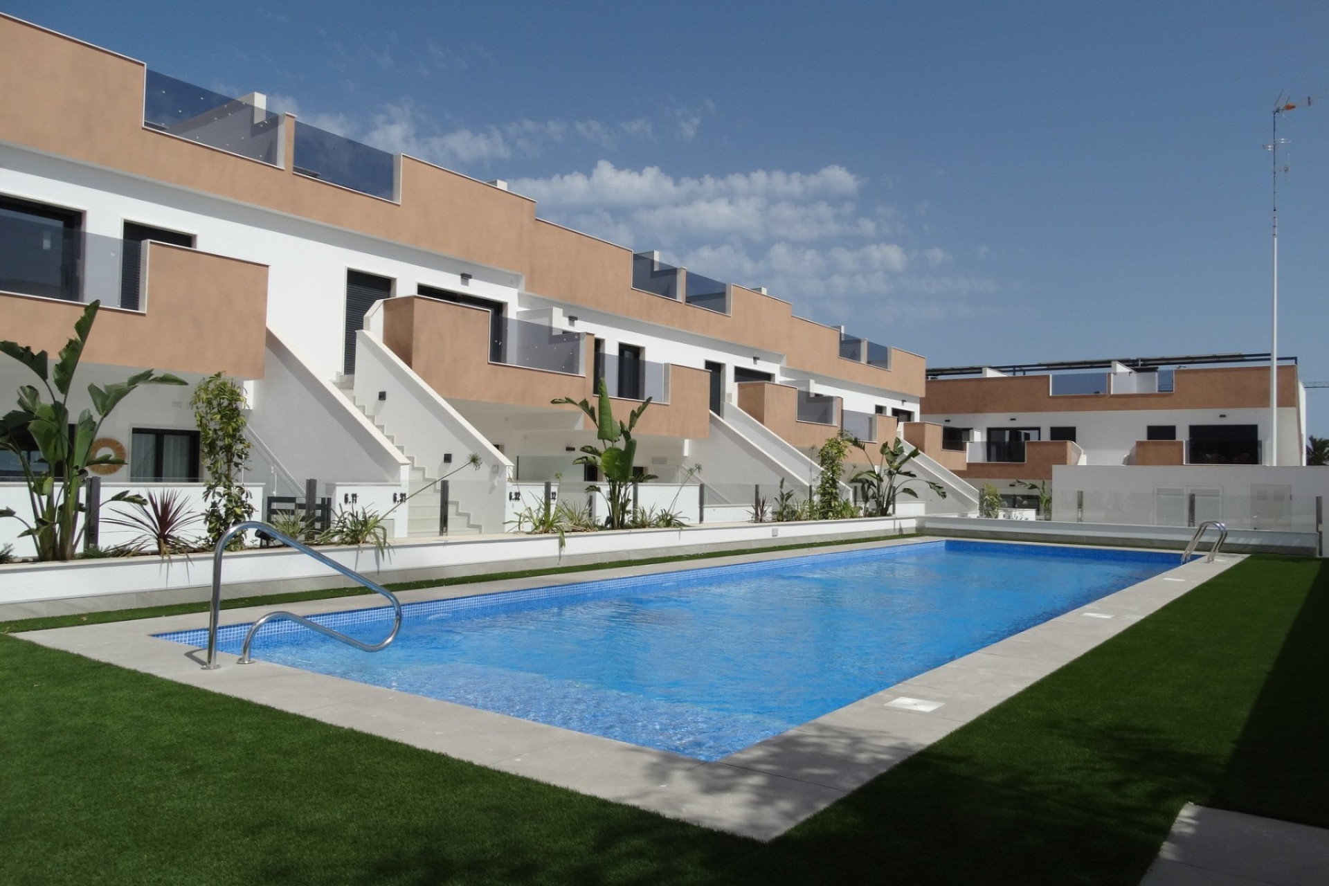 Resale - Apartment  - Pilar de La Horadada - Pilar de La Horadada - Town