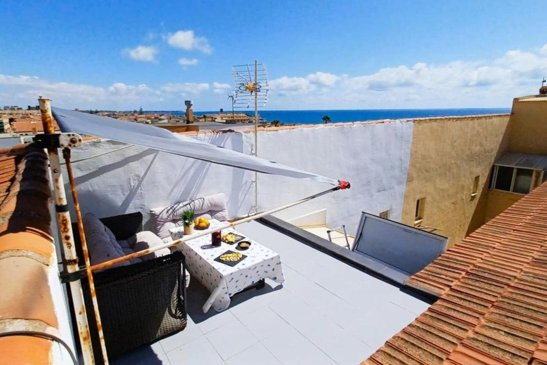 Resale - Apartment  - Pilar de la Horadada - PILAR DE LA HORADADA