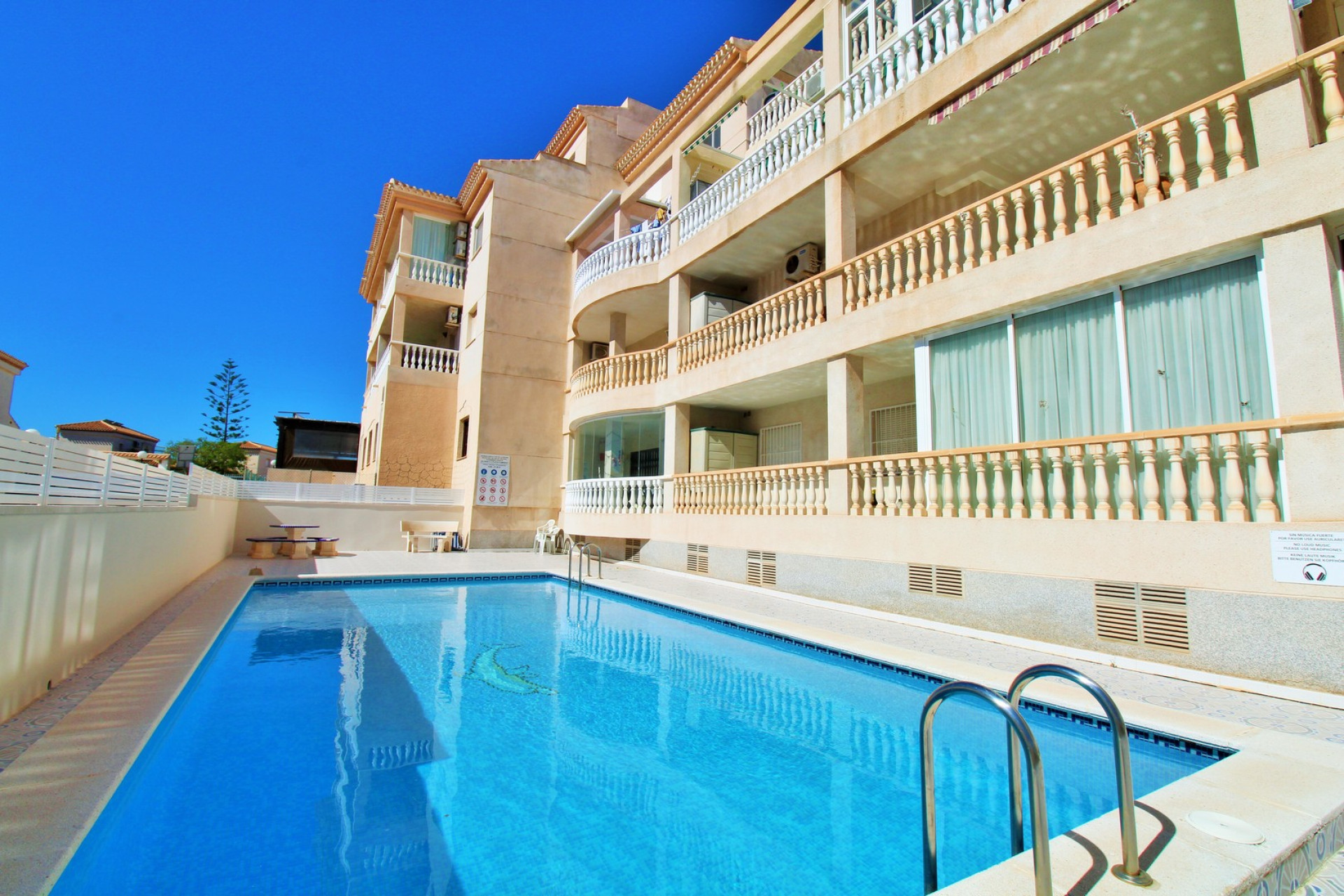 Resale - Apartment  - Playa Flamenca