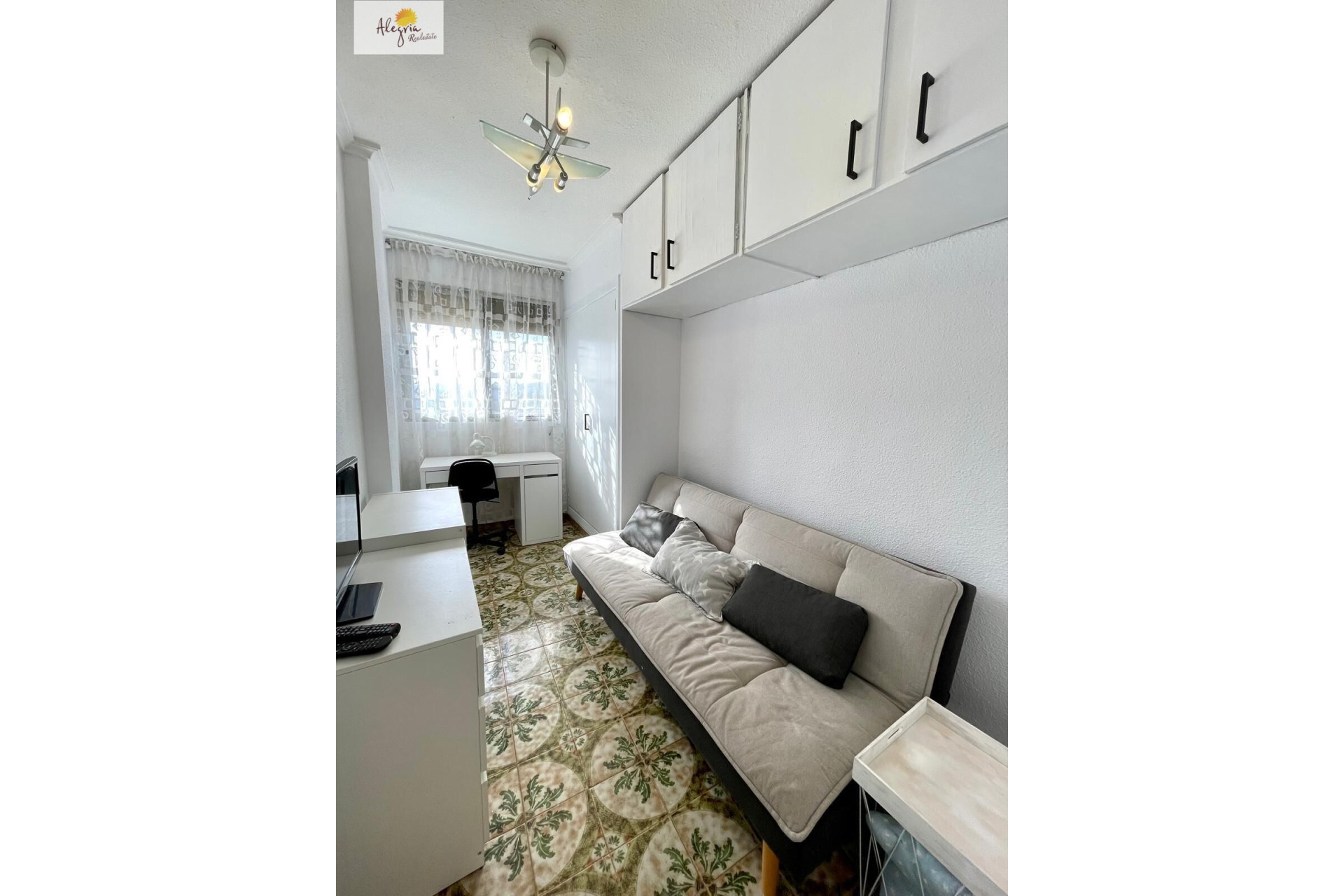 Resale - Apartment  - Puerto de Sagunto - Churruca