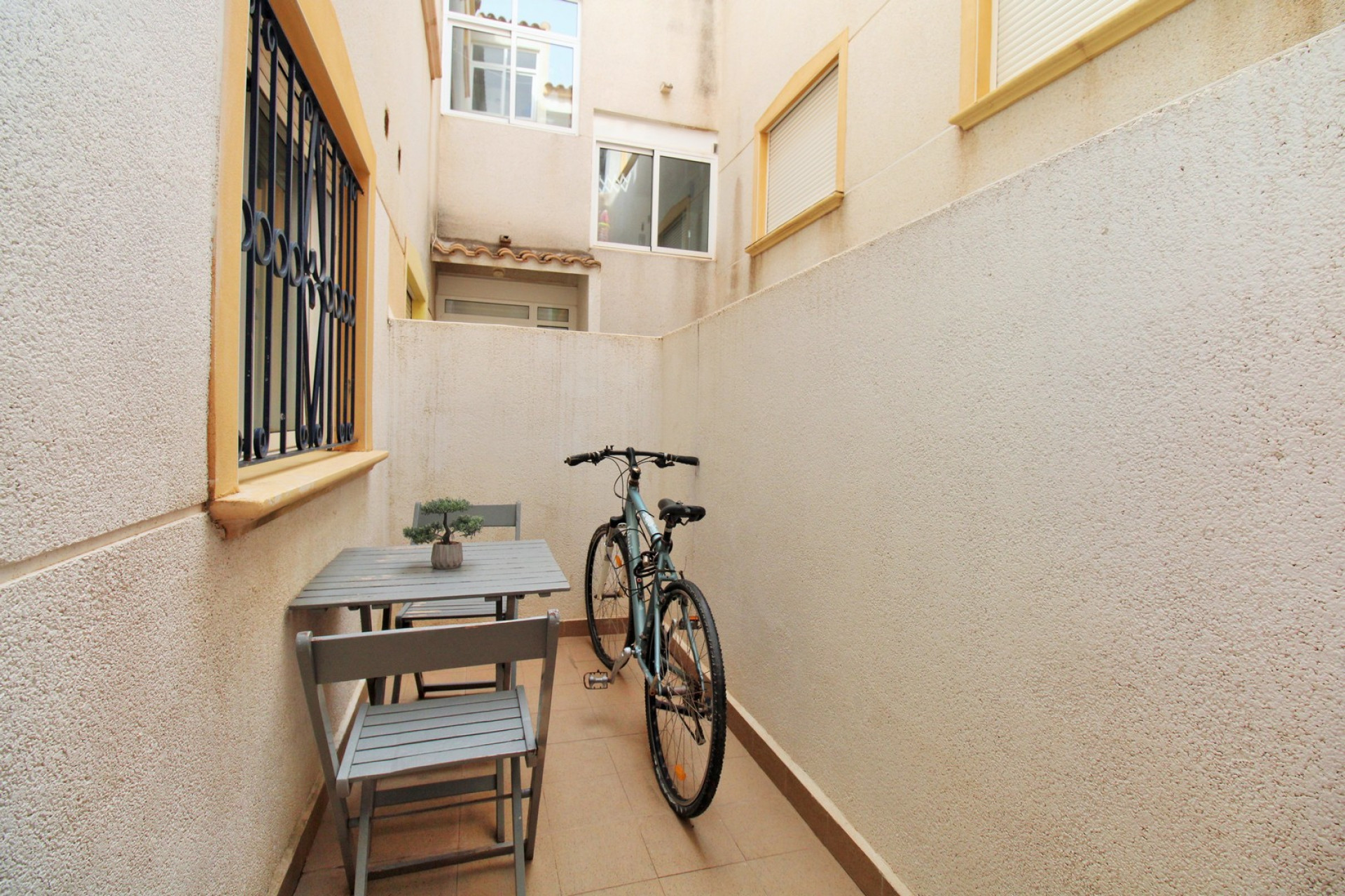 Resale - Apartment  - Punta Prima
