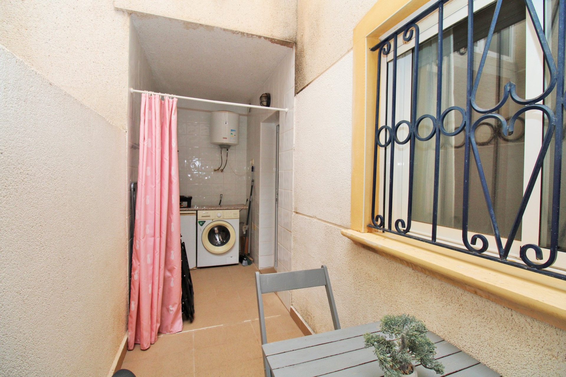 Resale - Apartment  - Punta Prima