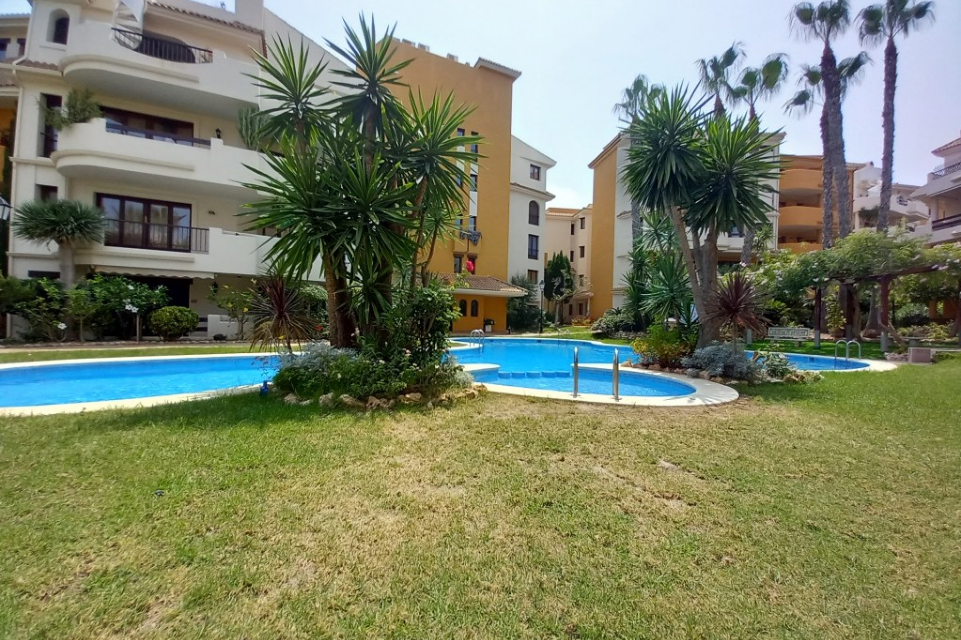 Resale - Apartment  - Punta Prima