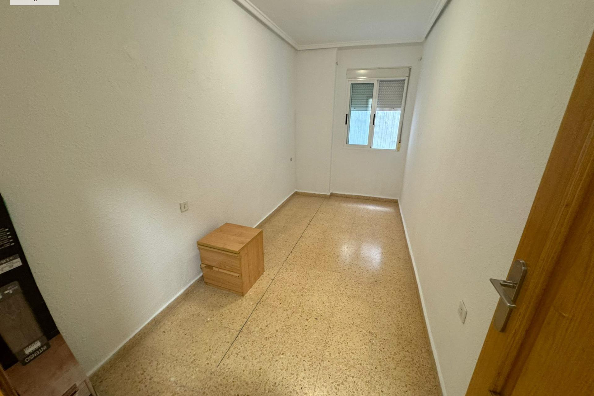 Resale - Apartment  - Sagunto - Zona centro