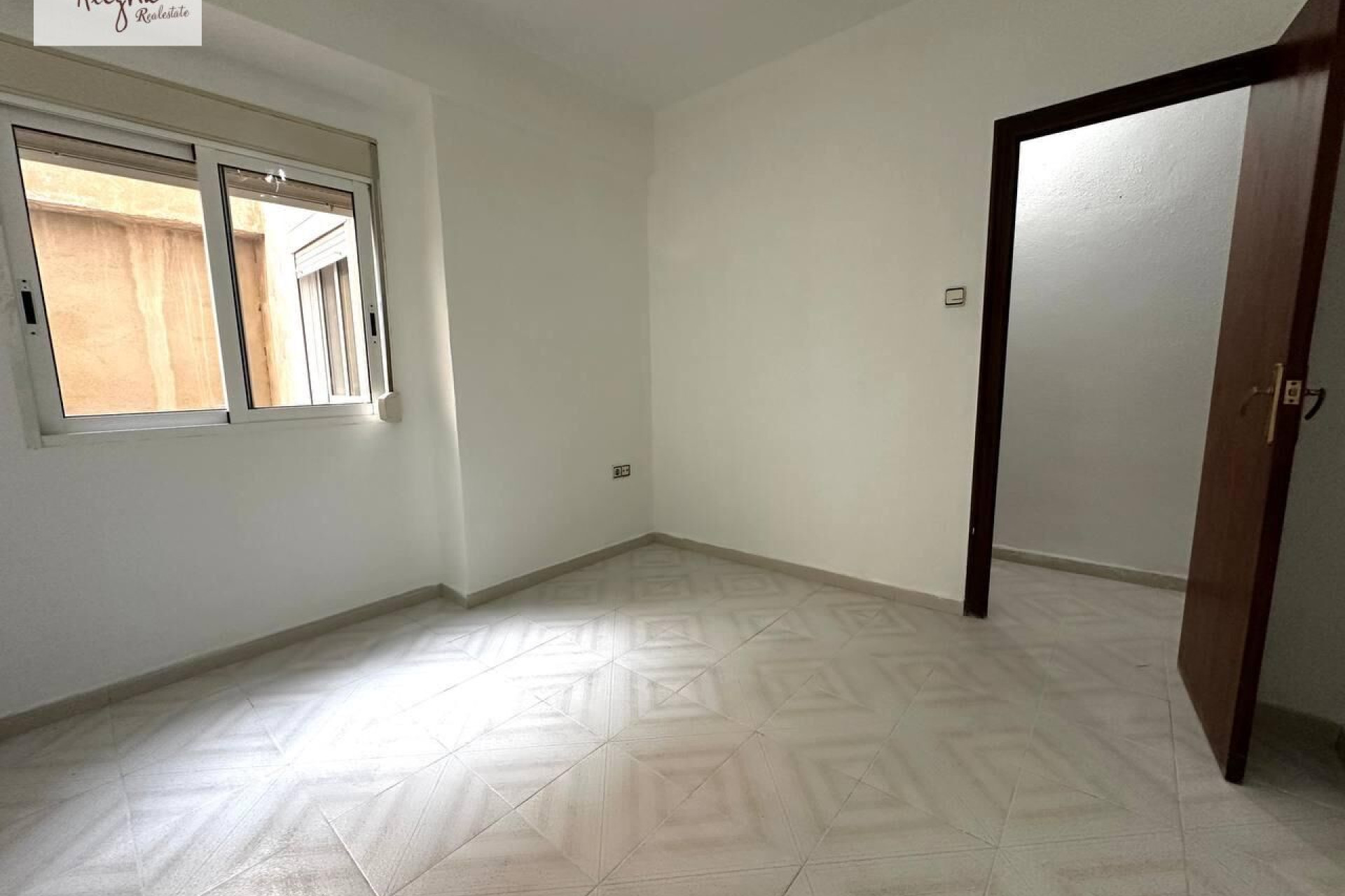 Resale - Apartment  - SAN JUAN ALICANTE - Altozano