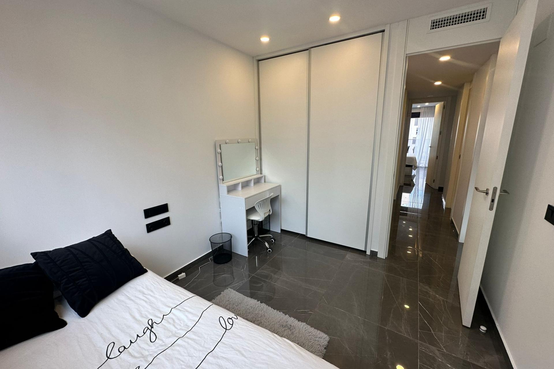 Resale - Apartment  - SAN JUAN ALICANTE - Pau V