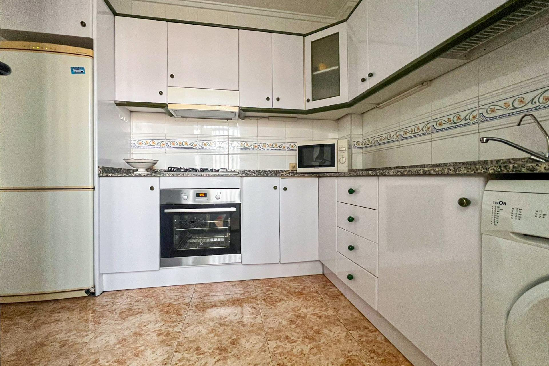 Resale - Apartment  - San Miguel de Salinas - Pueblo