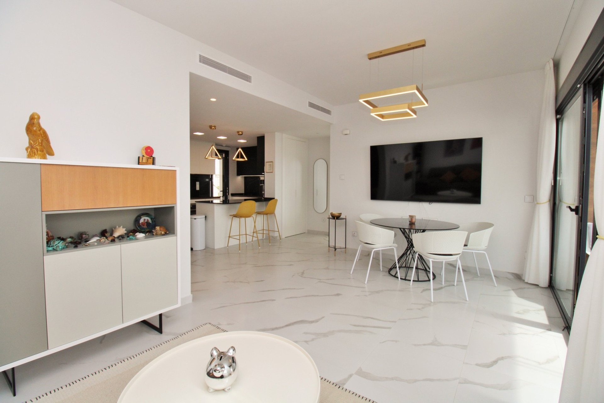 Resale - Apartment  - San Miguel de Salinas