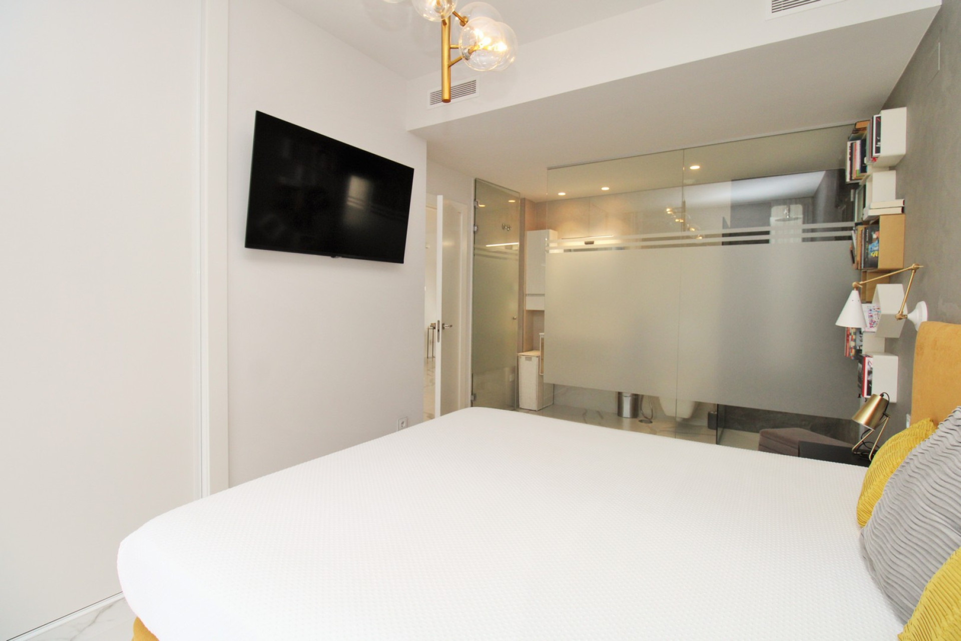 Resale - Apartment  - San Miguel de Salinas