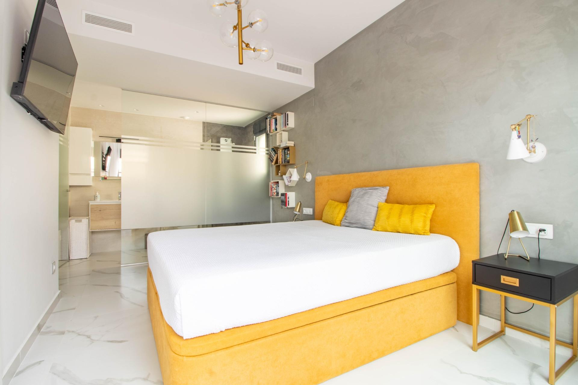 Resale - Apartment  - San Miguel de Salinas