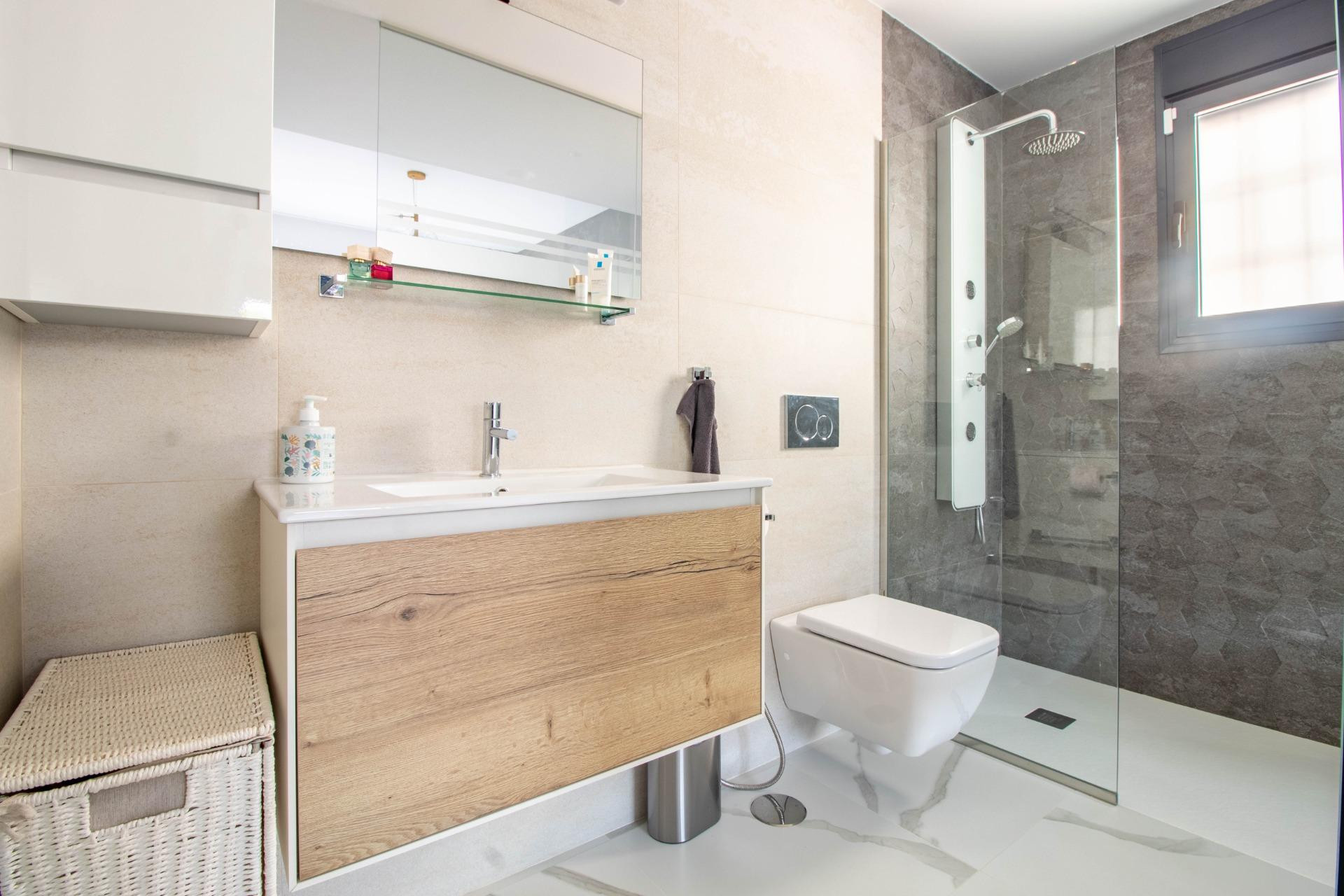 Resale - Apartment  - San Miguel de Salinas