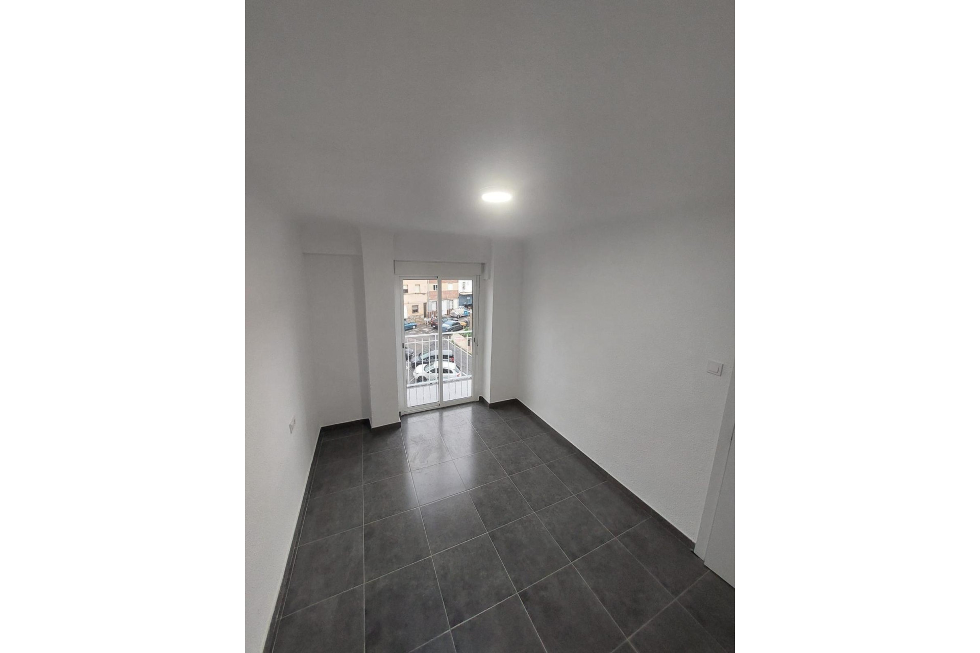 Resale - Apartment  - Santa Pola - Eroski