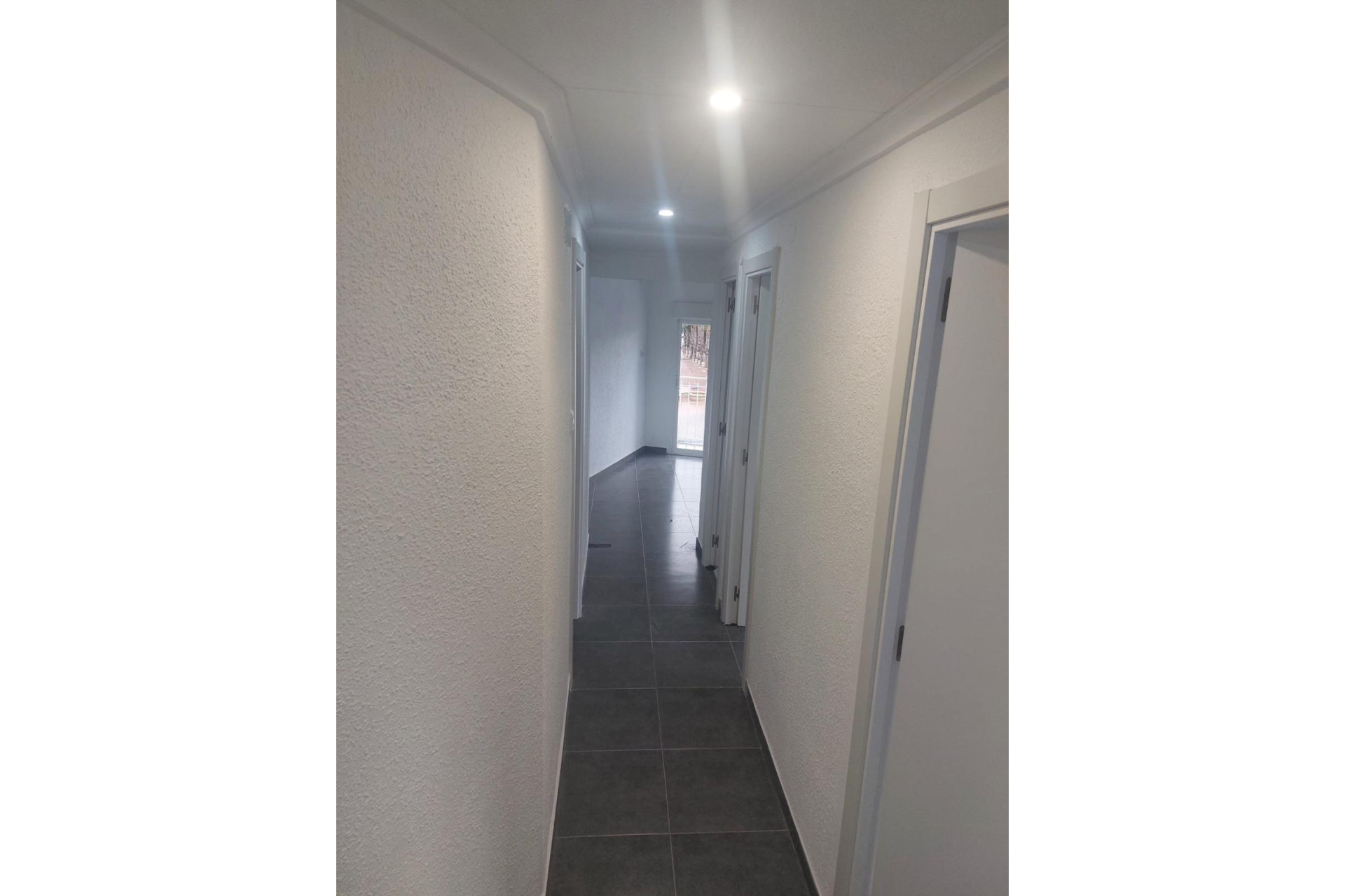 Resale - Apartment  - Santa Pola - Eroski